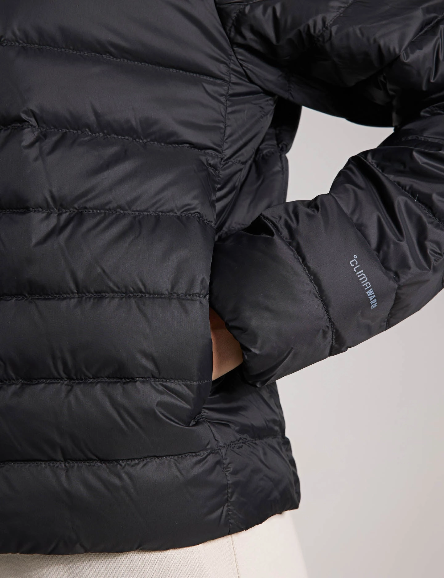 Recycled materials Versatile Design Helionic Light Down Jacket - Black