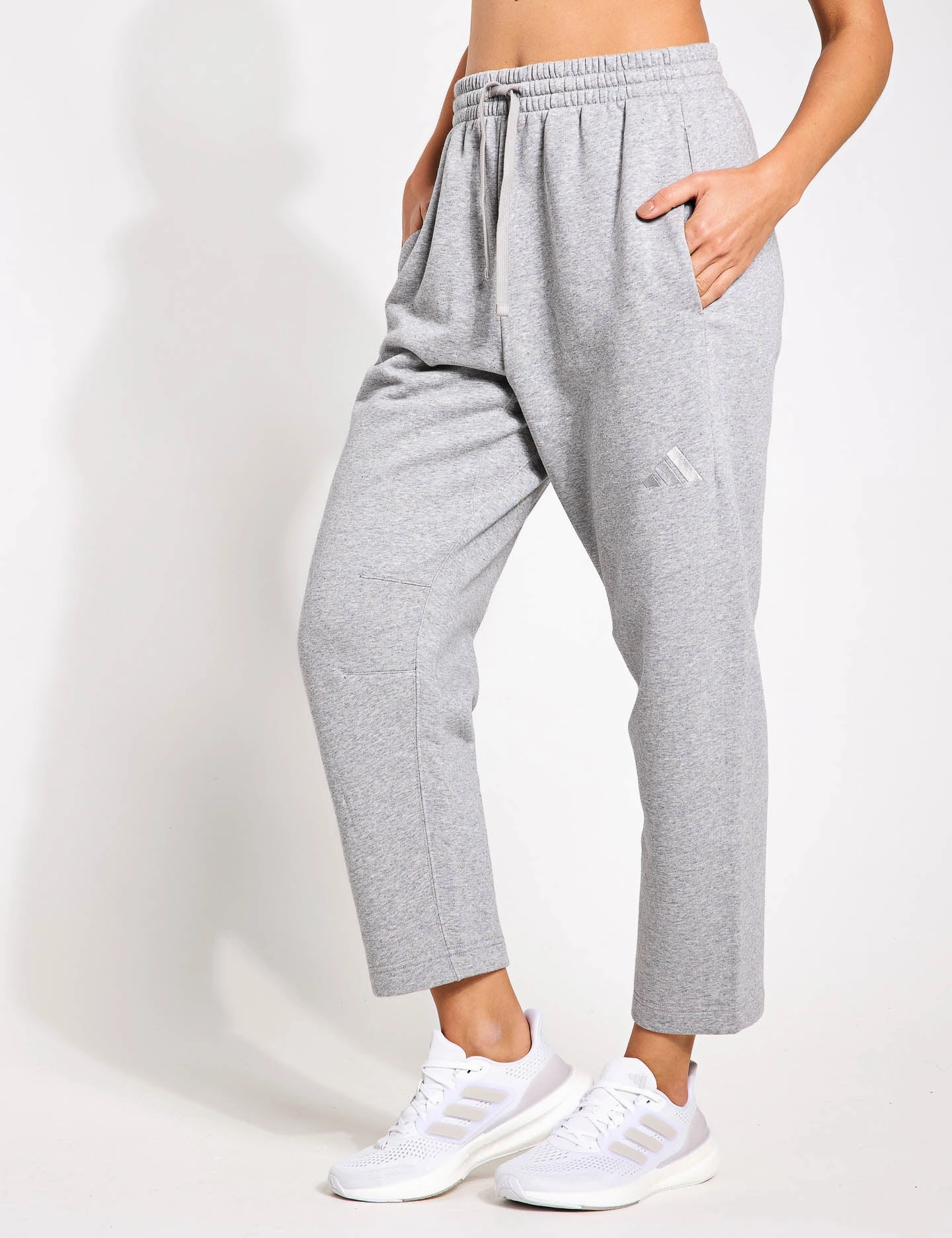 Flat Lock Stitching ALL SZN Fleece Barrel Leg Joggers - Medium Grey Heather
