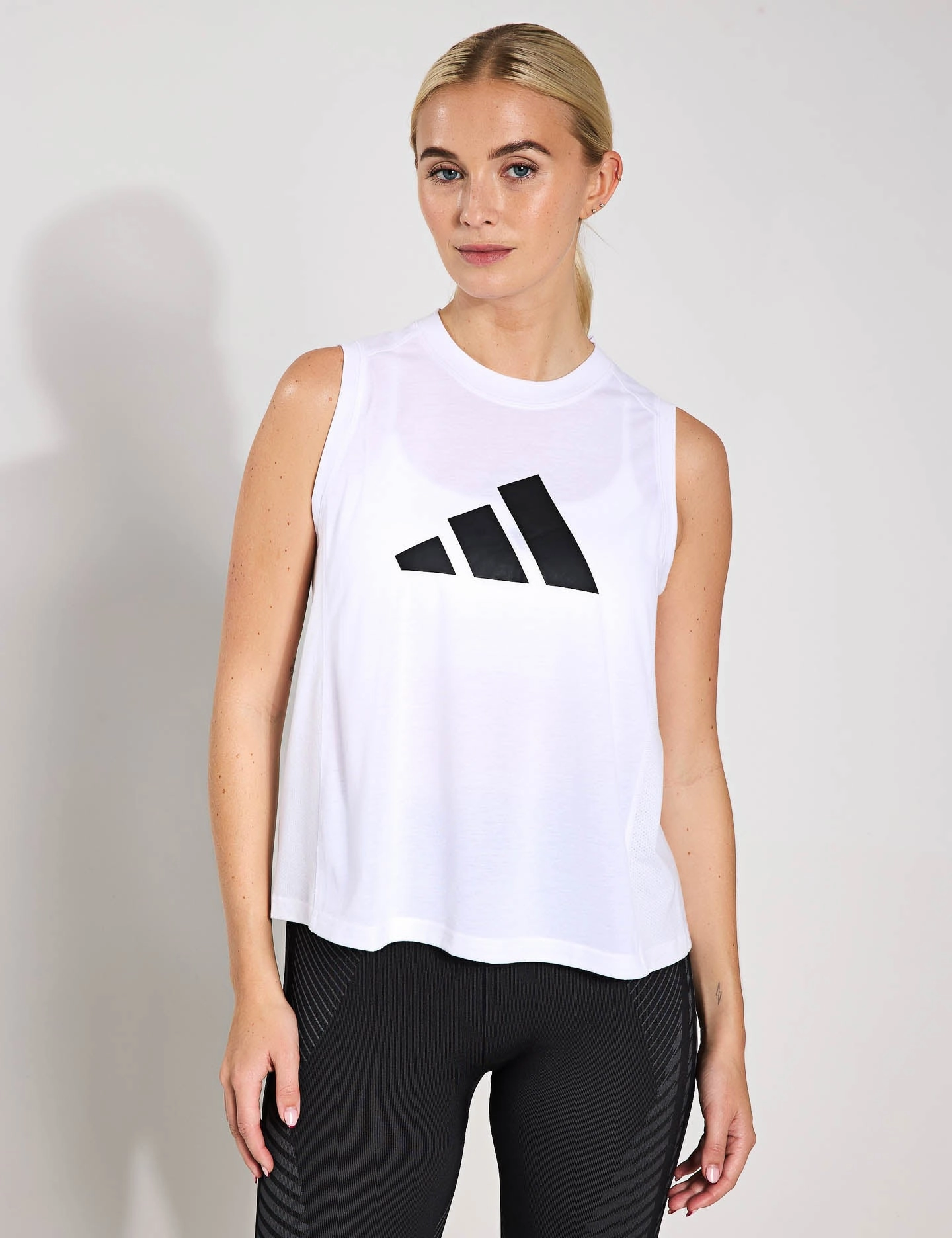 Train Essentials Big Performance Logo Training Tank Top - White/Black Ornamental