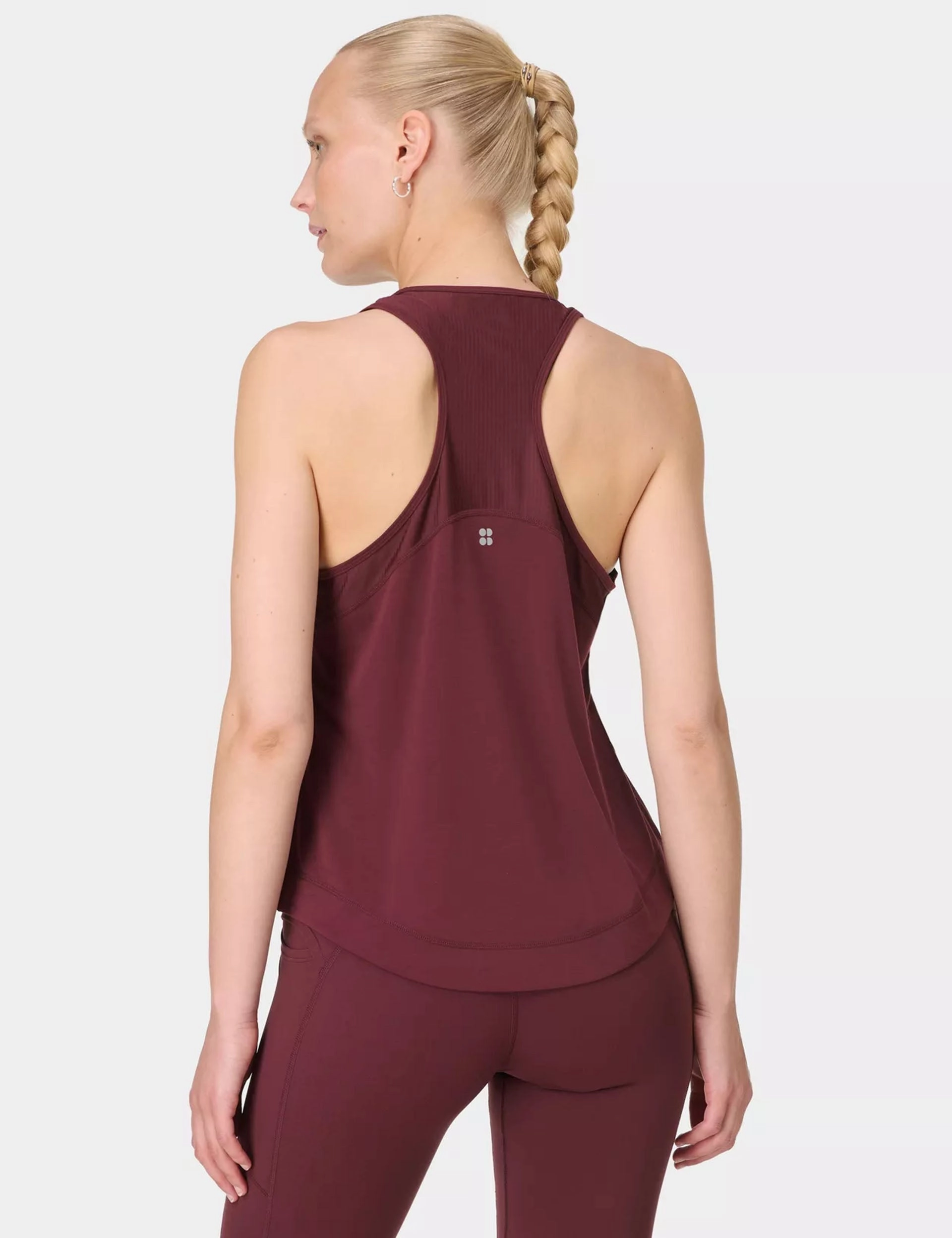 loading Breathe Easy Mesh Run Vest Top - Garnet Red