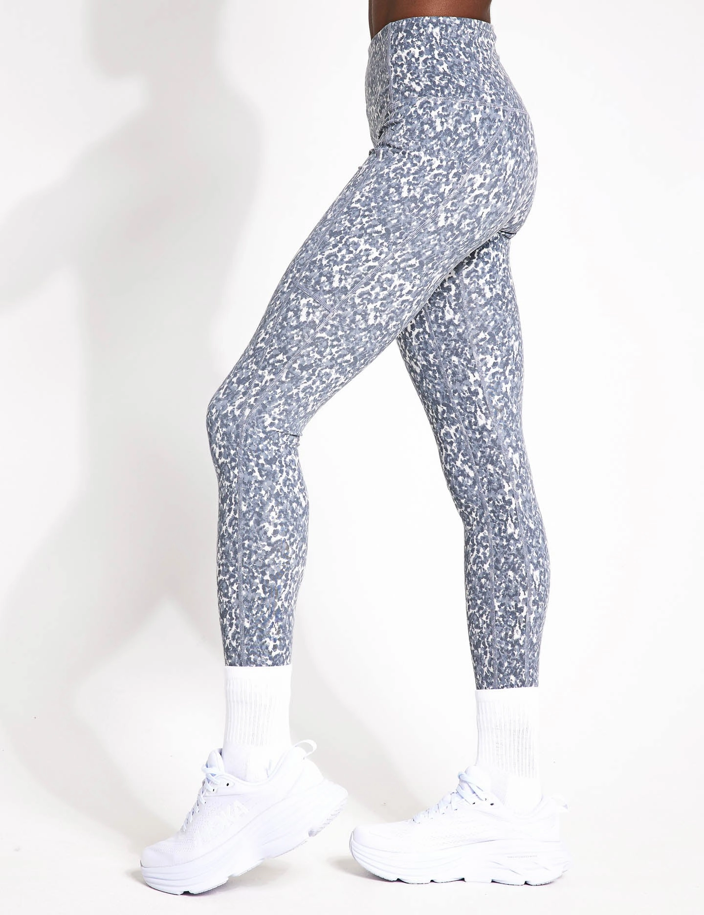 Move Pocket Legging High 25" - Watercolour Stone Blue Floral Seamless Design Plus Size Quick Dry Weekend Trip