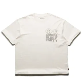 Flexible Shoulder Construction blended fabric Honor The Gift Annual Block Party Tee - Bone