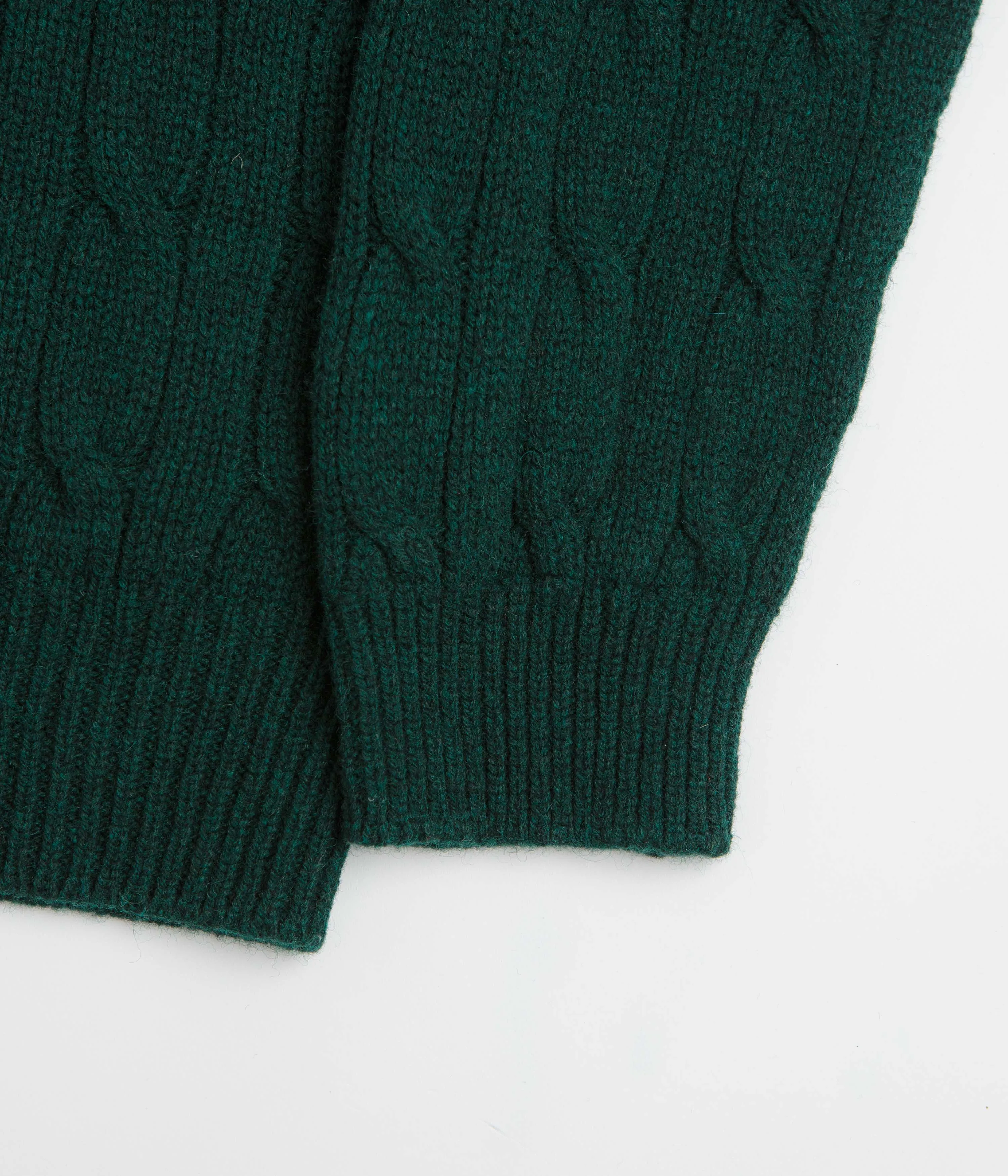 Howlin' Cable Guy Sweatshirt - Bottle Ribbed Hem Trendy