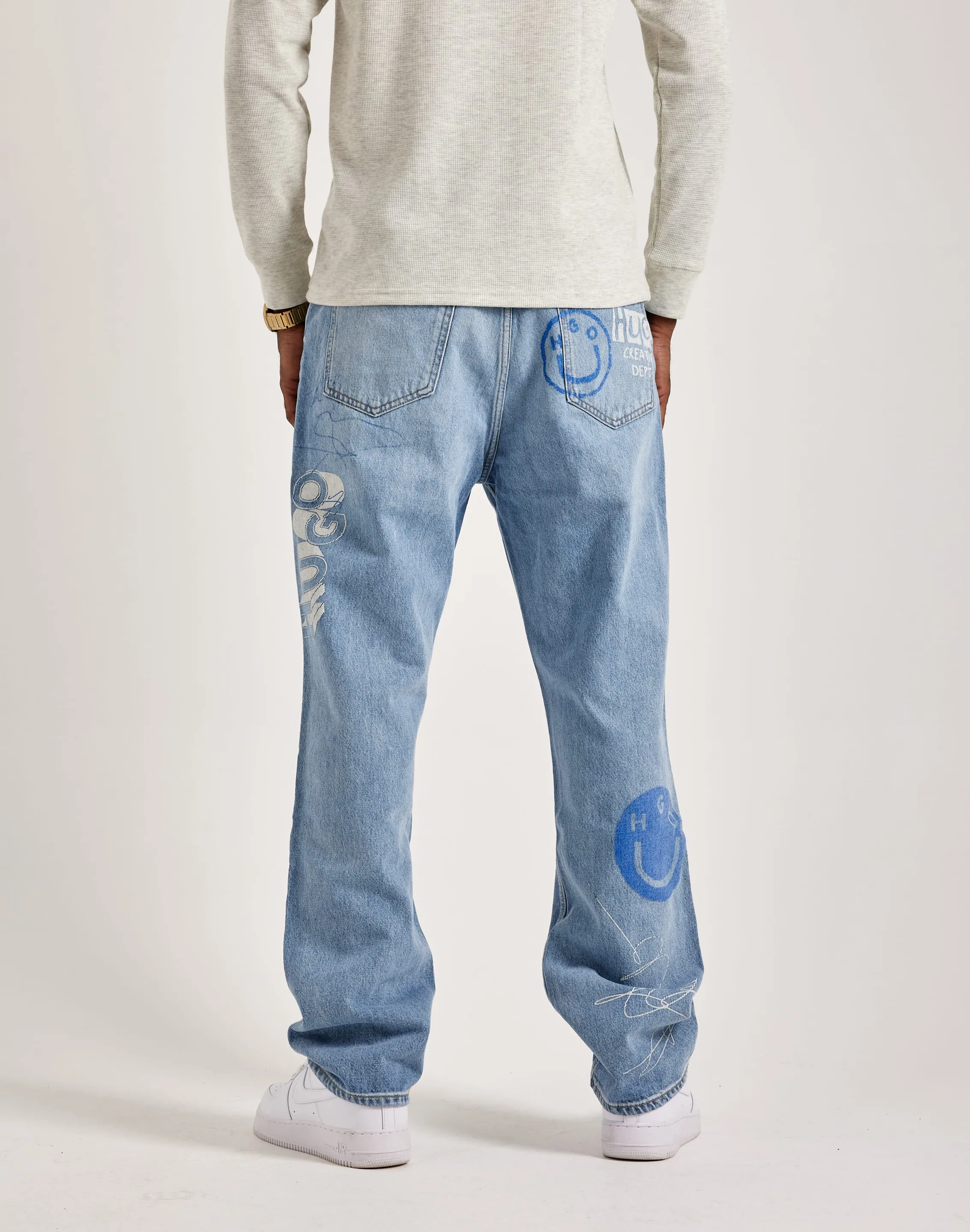 MatteFinishTexture SeamlessTransition Hugo Nate Jeans