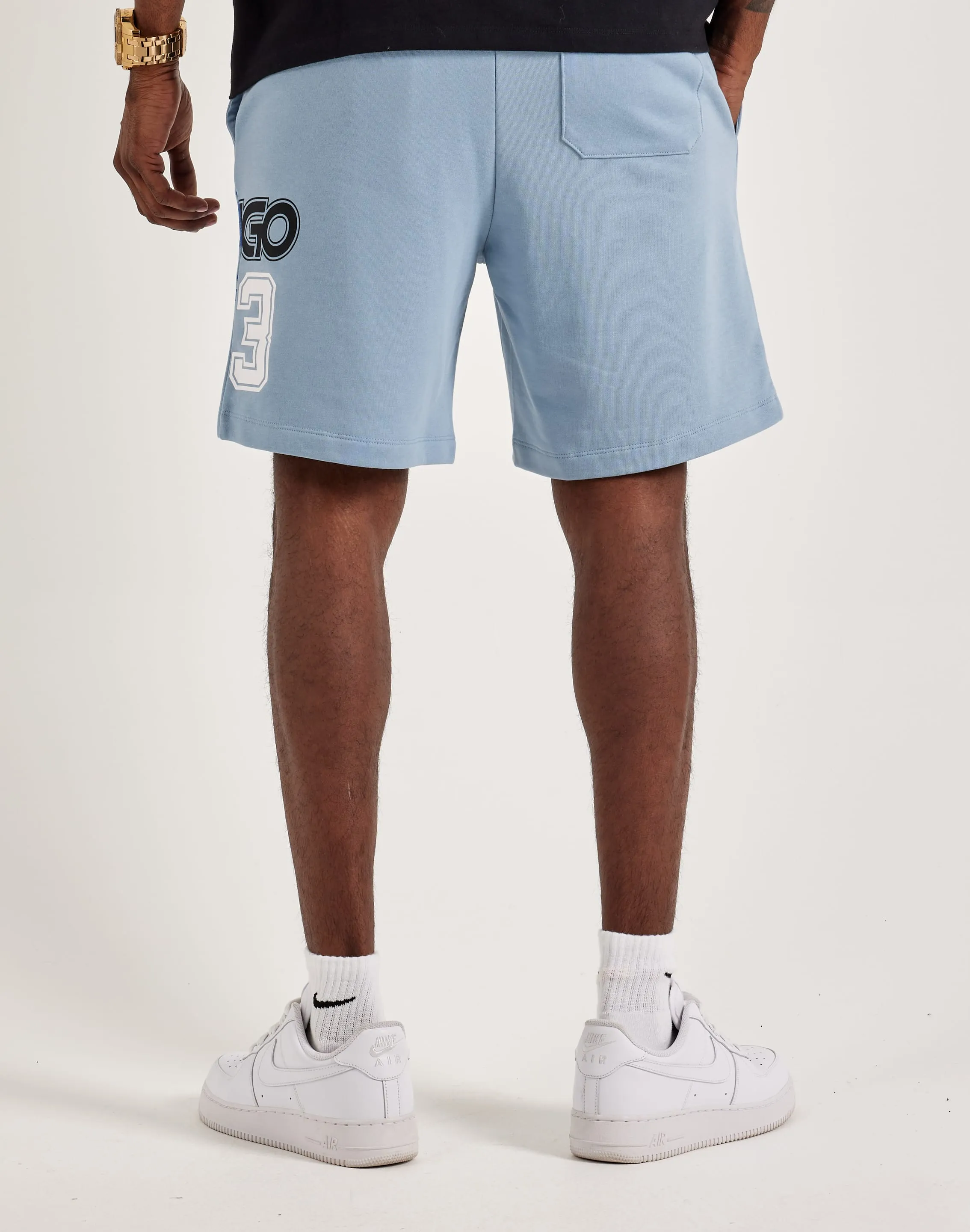 Hugo Nesisho Graphic Shorts Retro cool