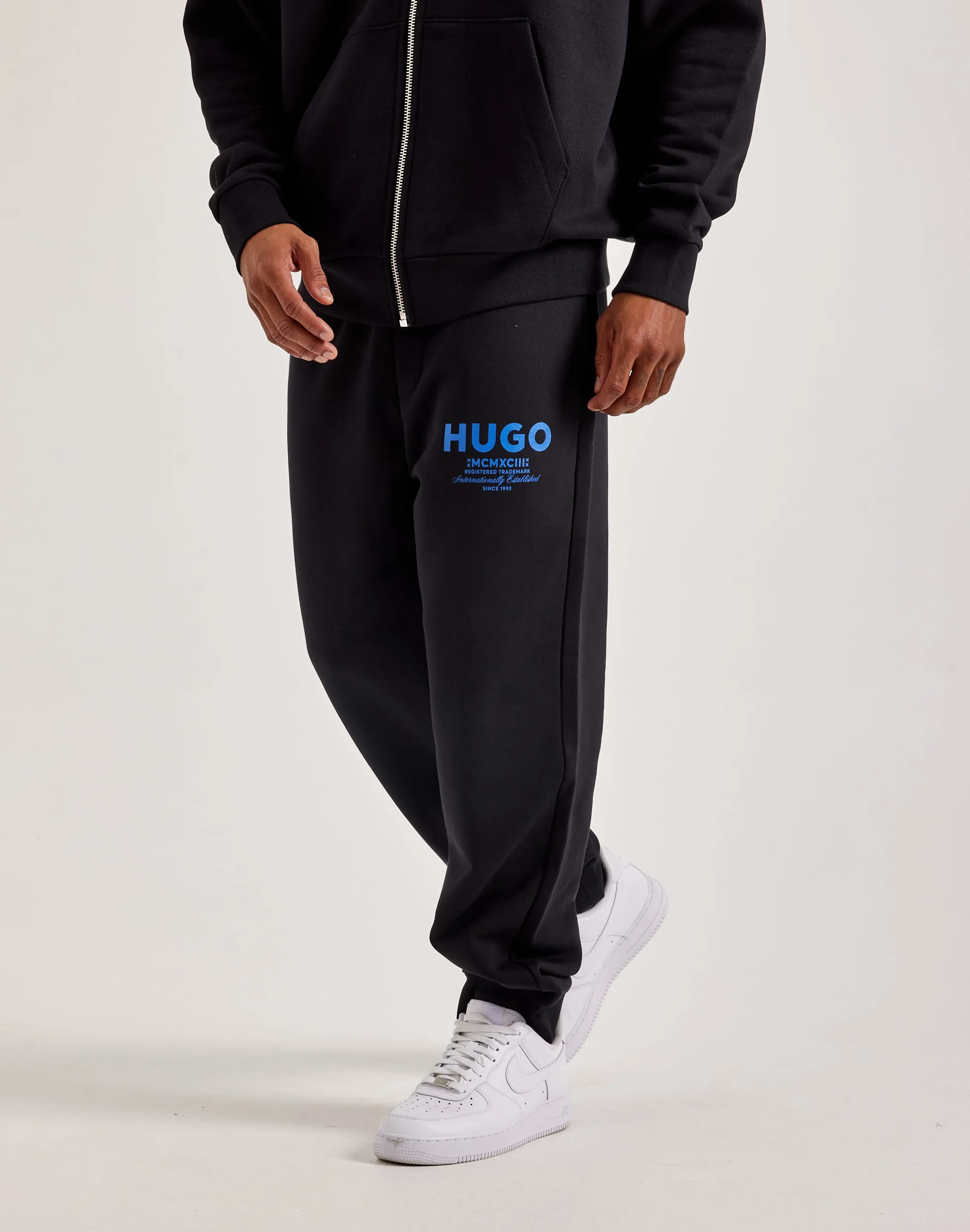 Morning Walk Hugo Nevez Pants