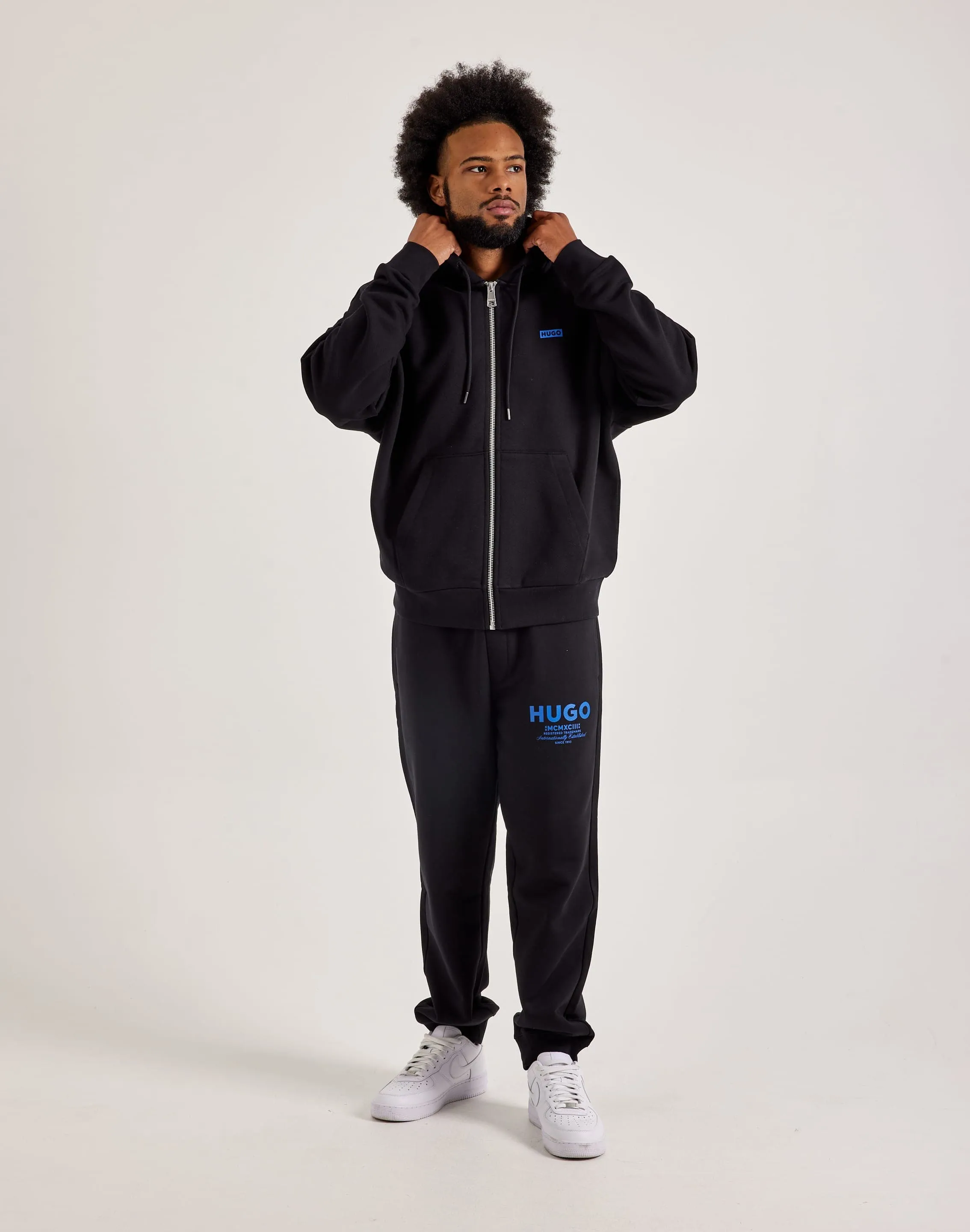 Coastal Chic Hugo Nevez Pants