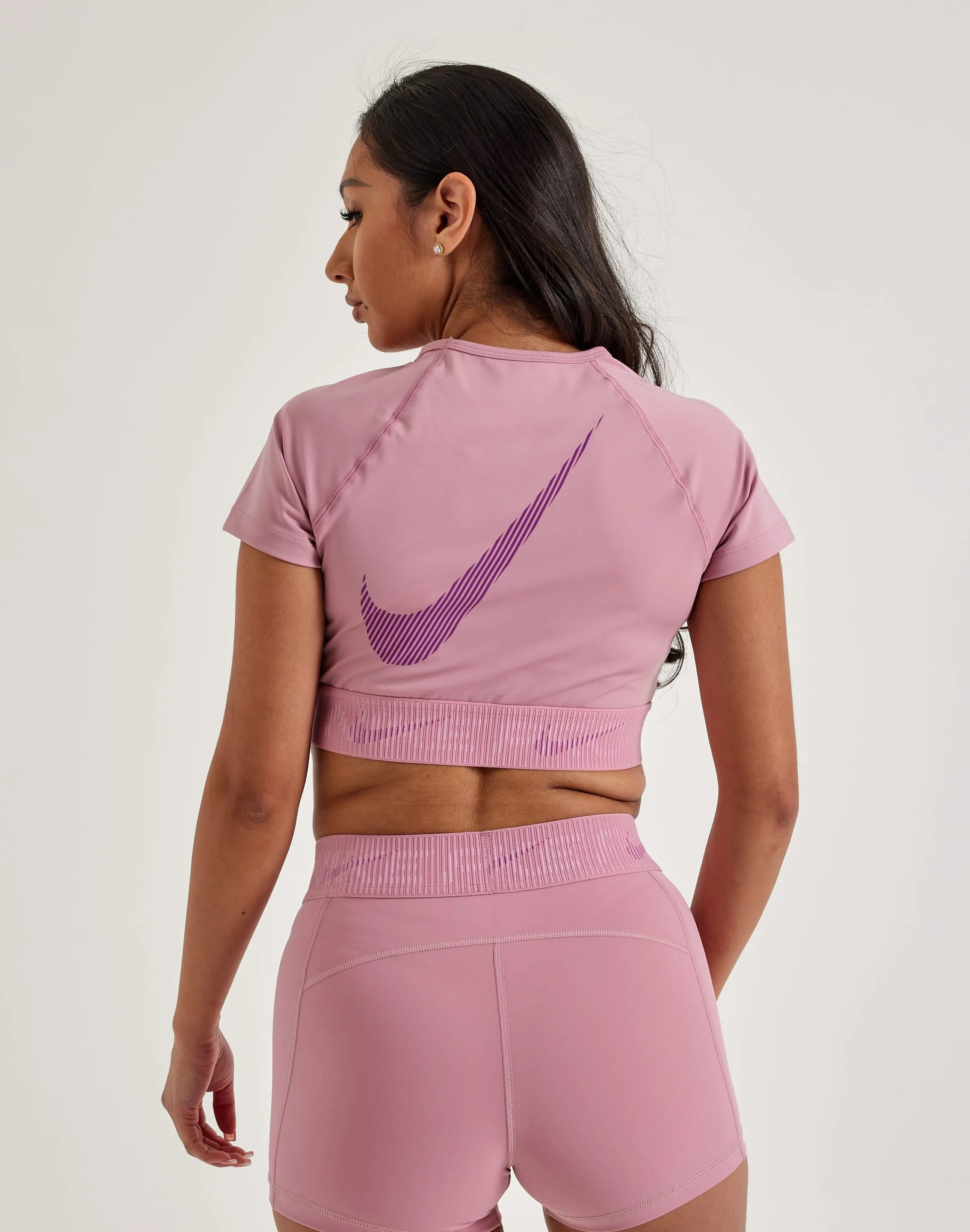 DoubleLayered Hot Core Nike Pro Dri-FIT Cropped Tee