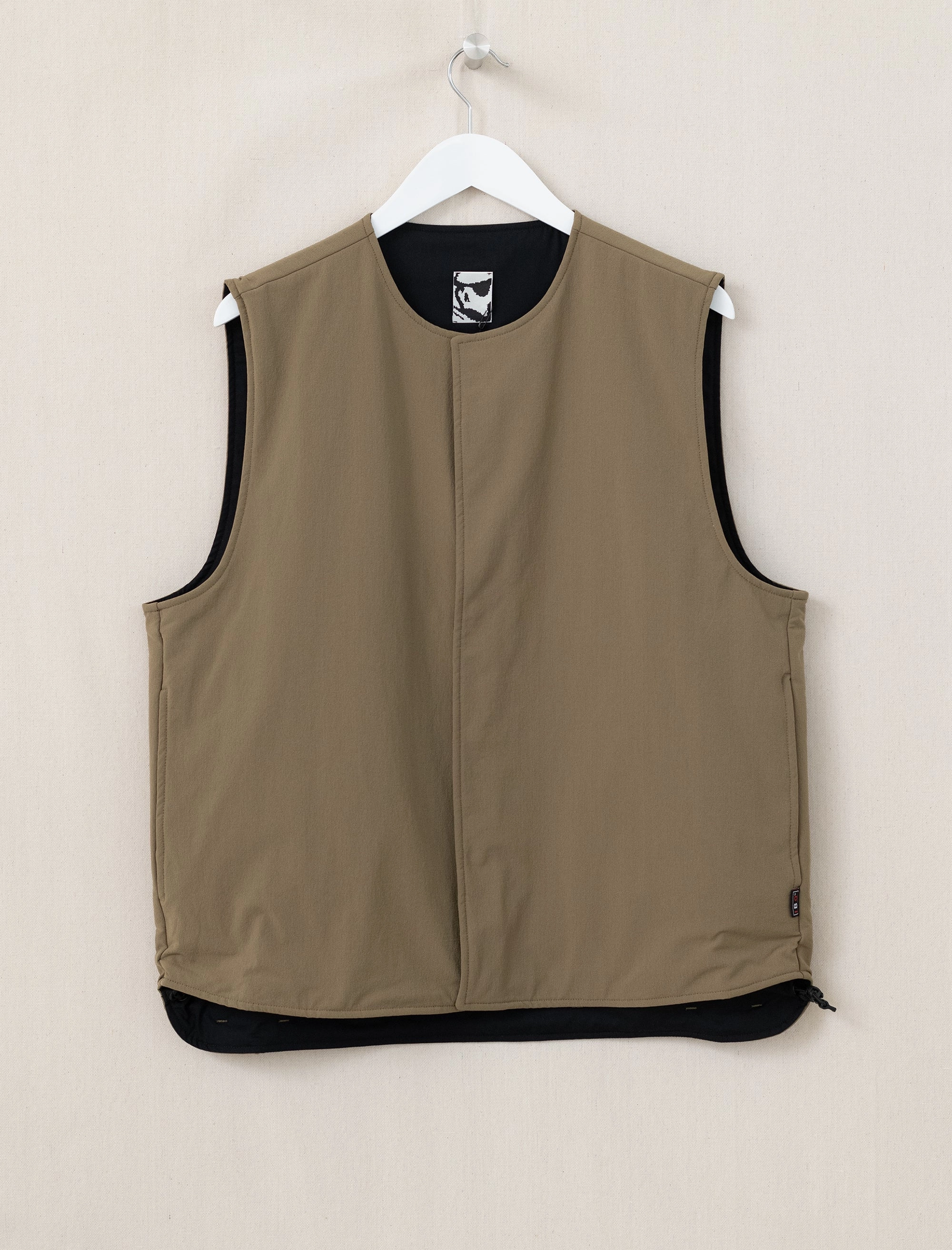 IBQ Thin Padded Vest (Verde Itrana) Essential City Look