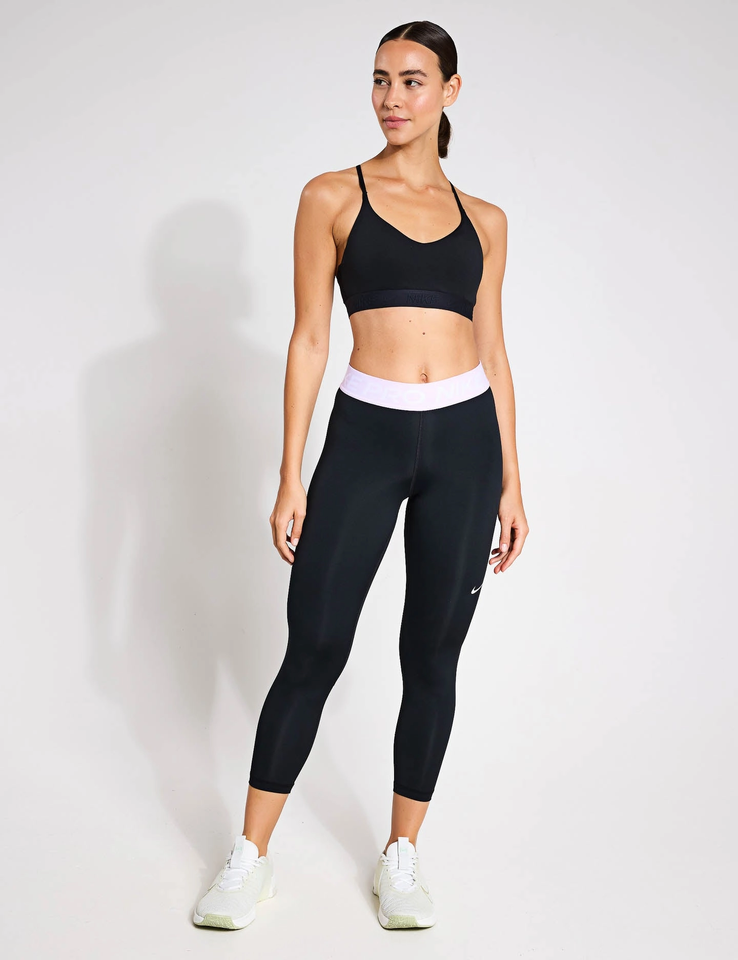 Indy Light Support Sports Bra - Black Seamless Fit