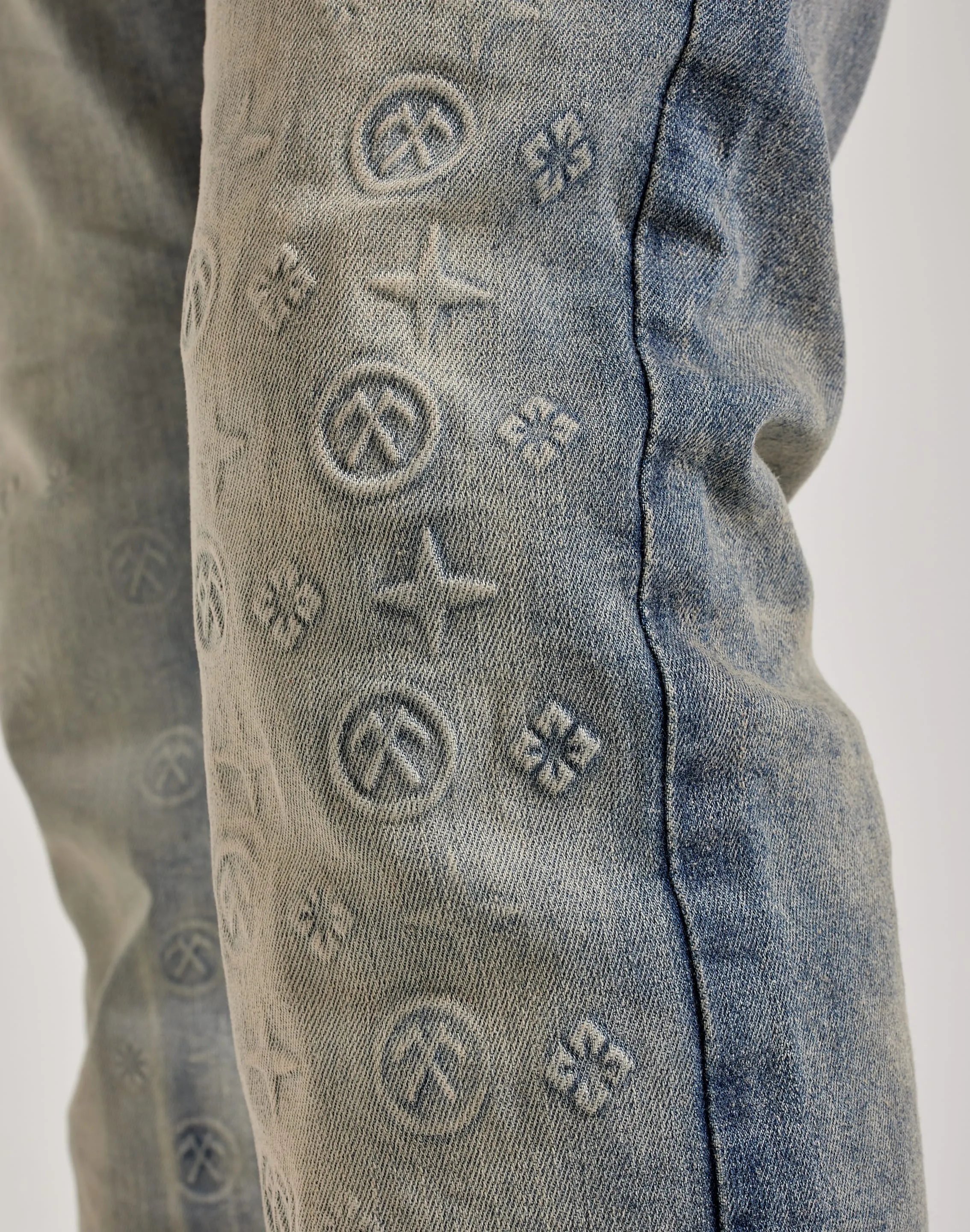 Easy Wash Jordan Craig Embossed Stacked Flare Denim Jeans