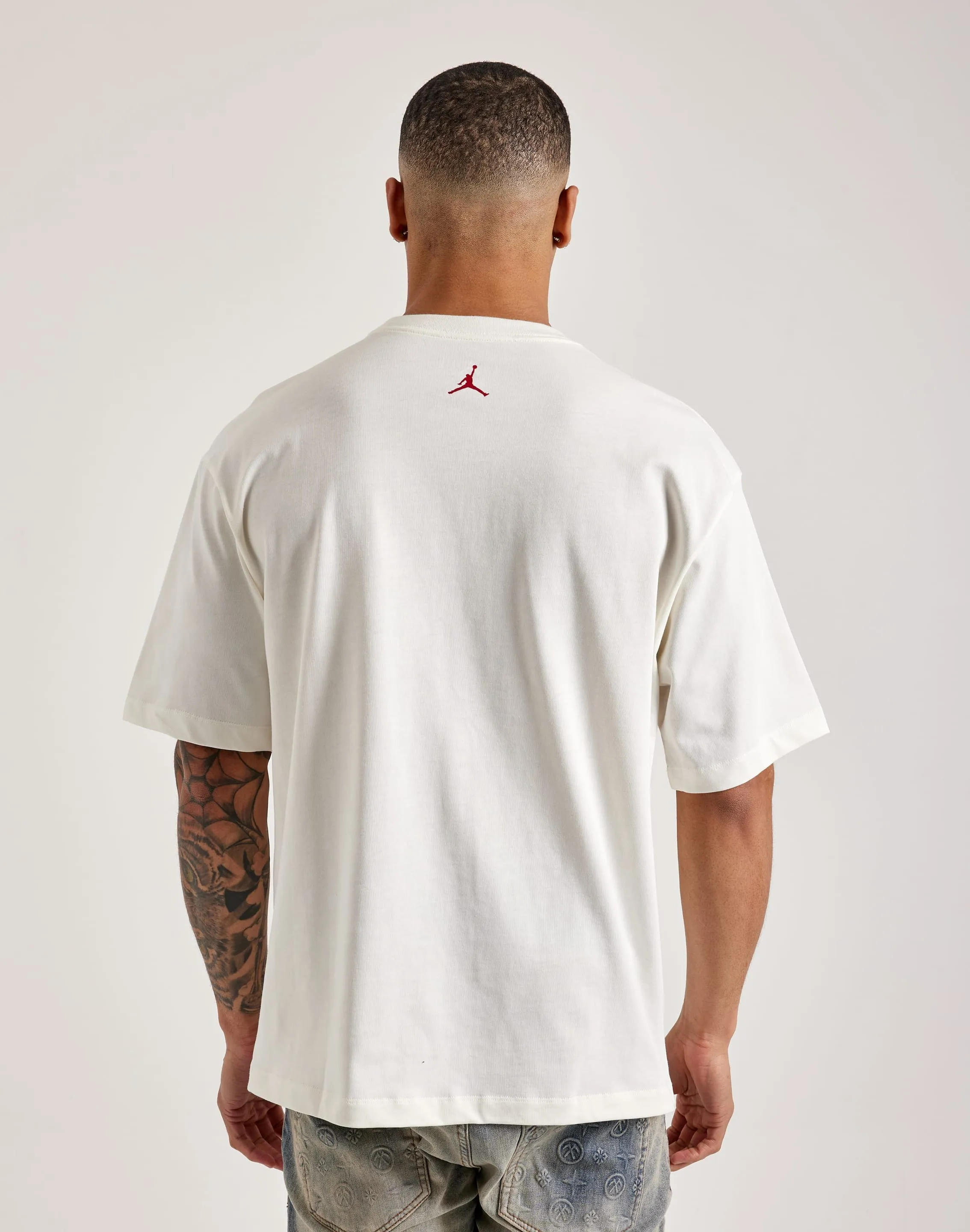 LowMaintenanceFabric Loose Thread Jordan Essentials 85 Photo Tee