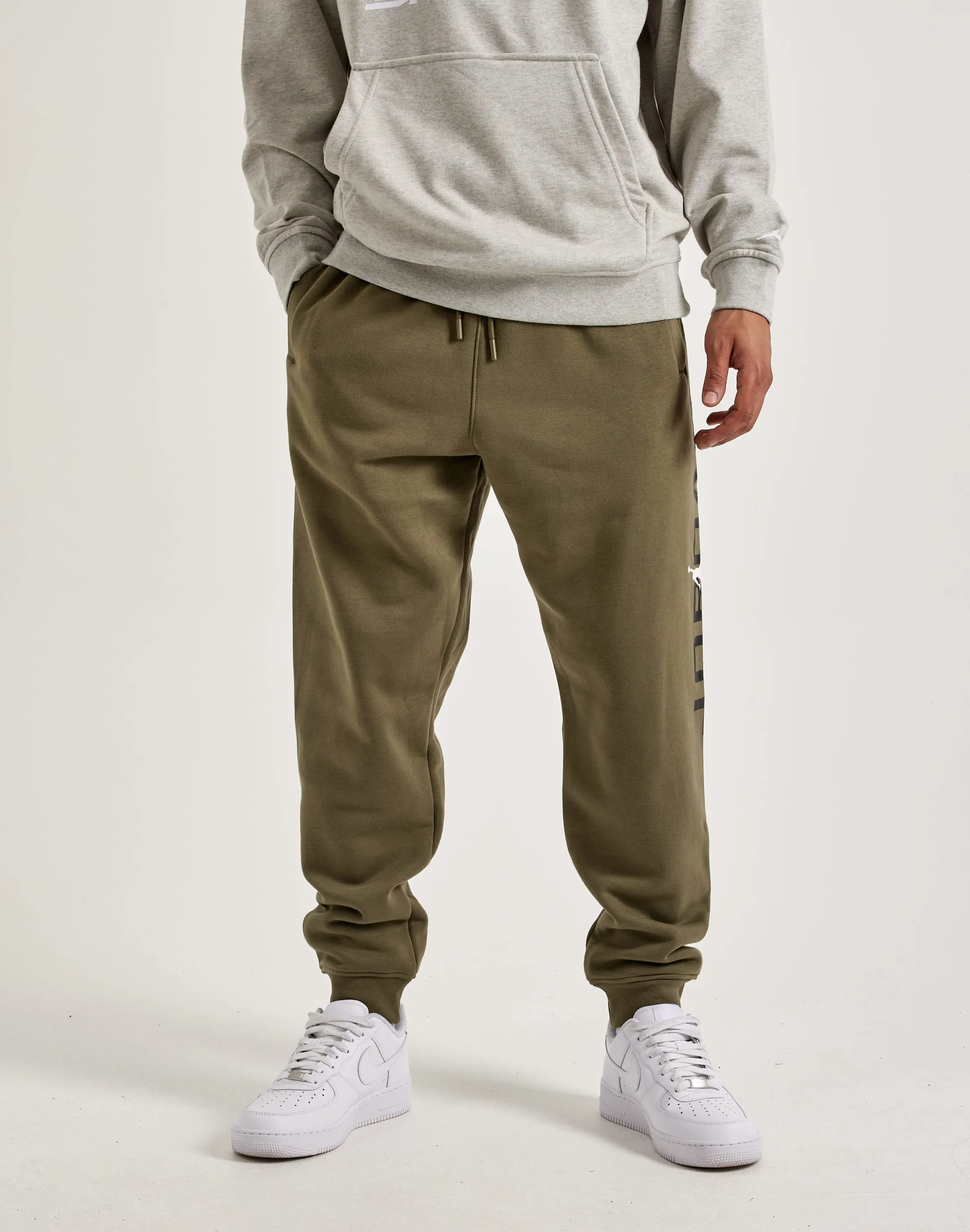 Fire Glow late night Jordan Essentials Fleece Joggers