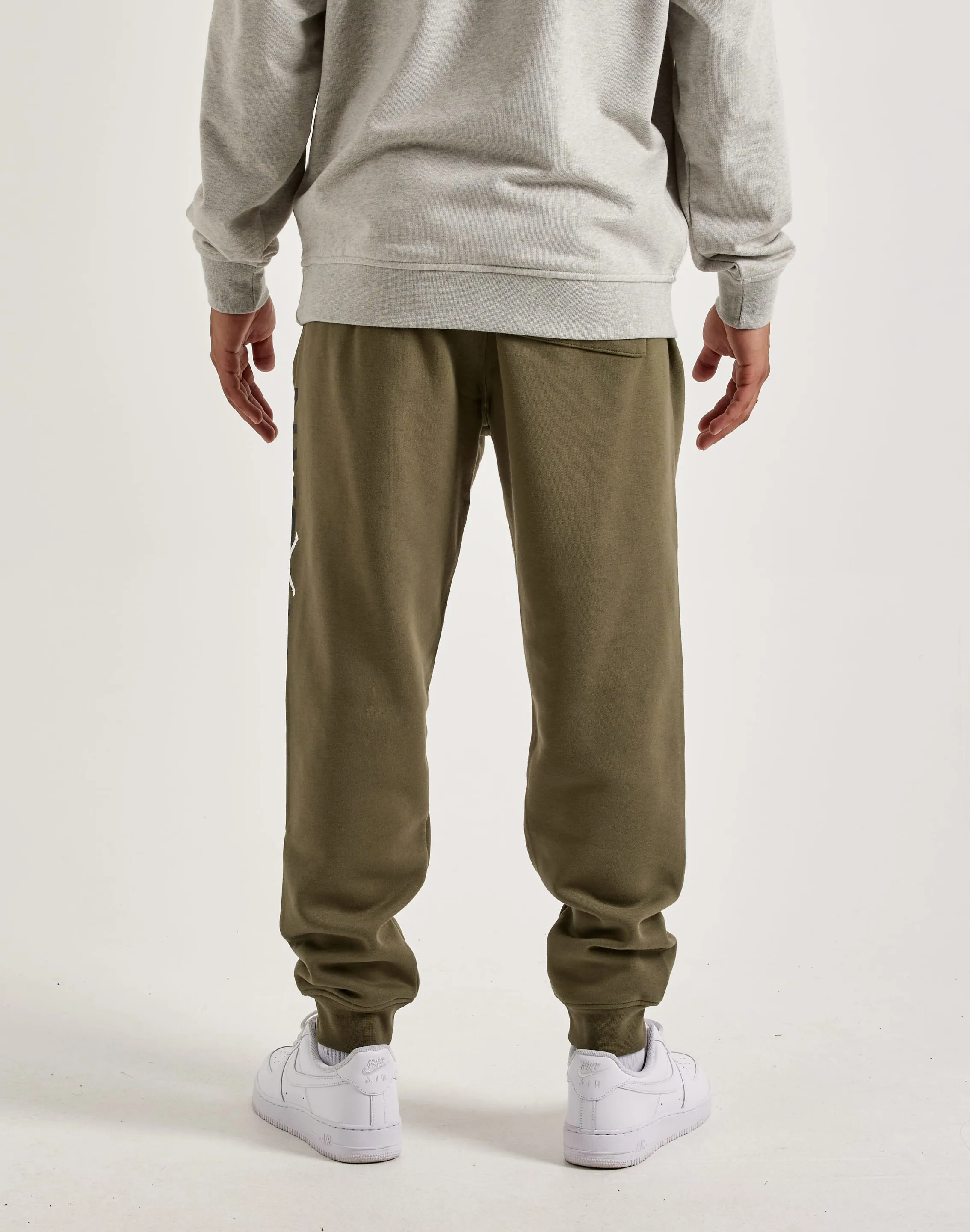 Club Mode BreathableLining Jordan Essentials Fleece Joggers