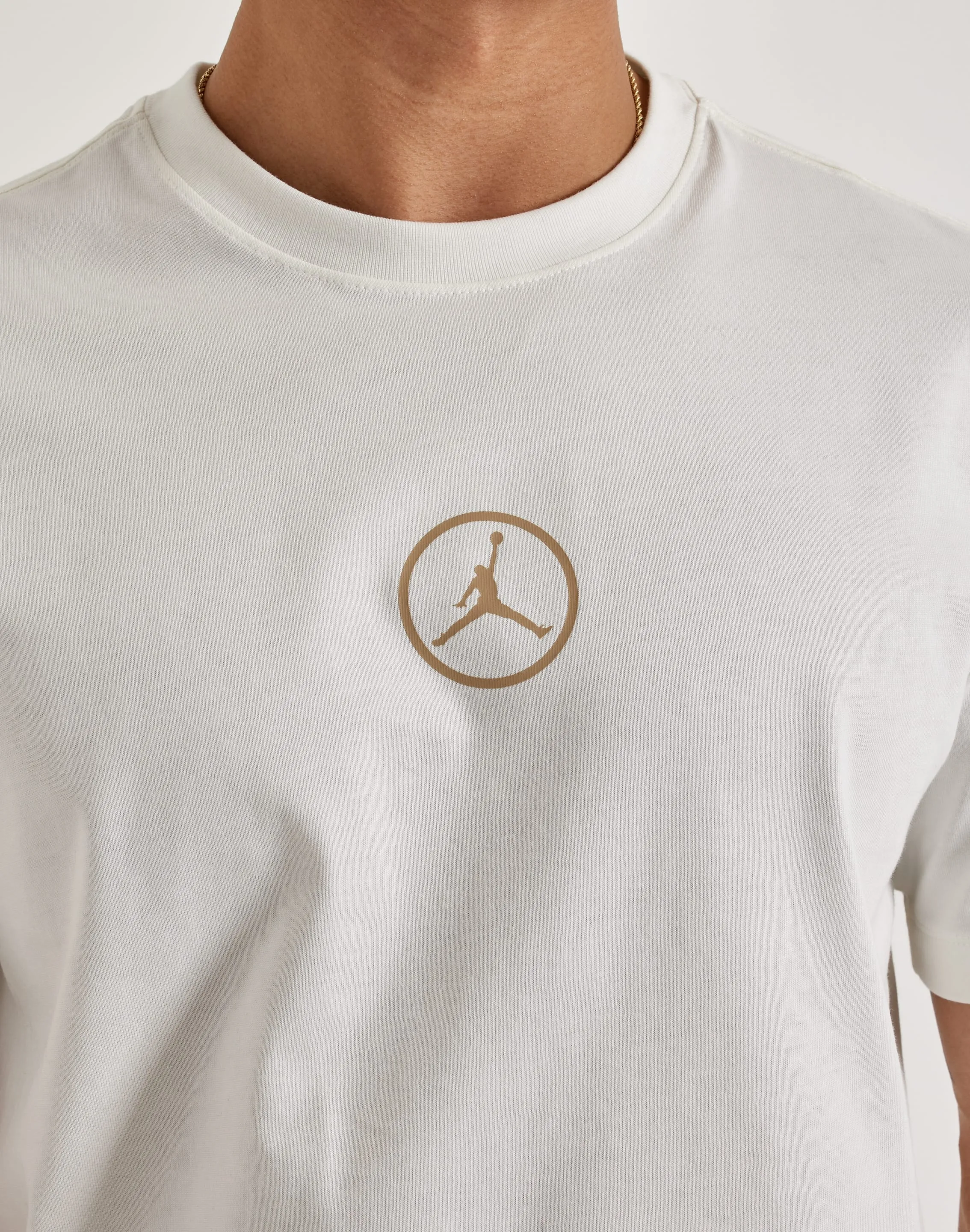 Jordan Flight Essentials Tee Clean Fit