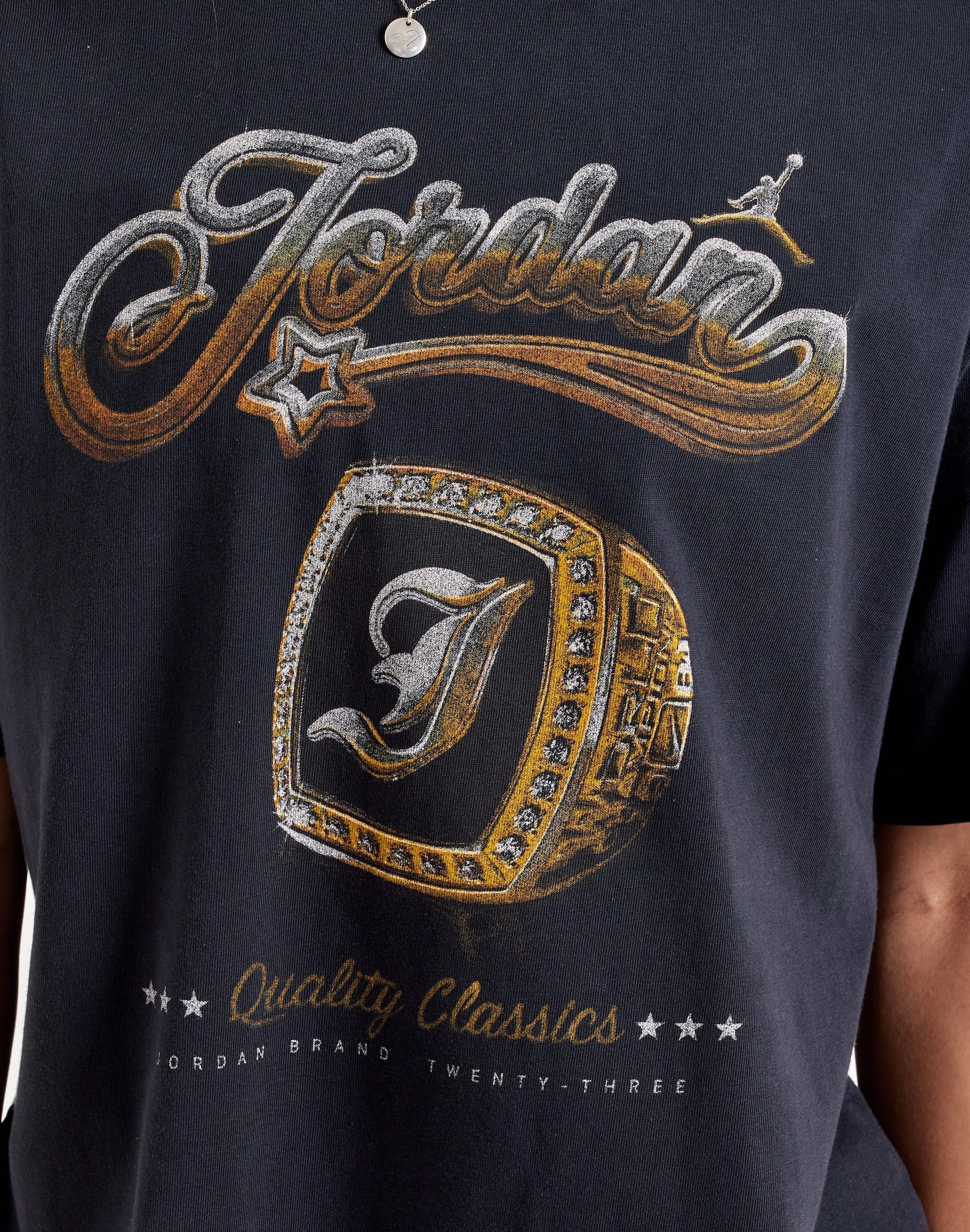 SeamlessPockets Creative Flow Jordan Graphic Tee