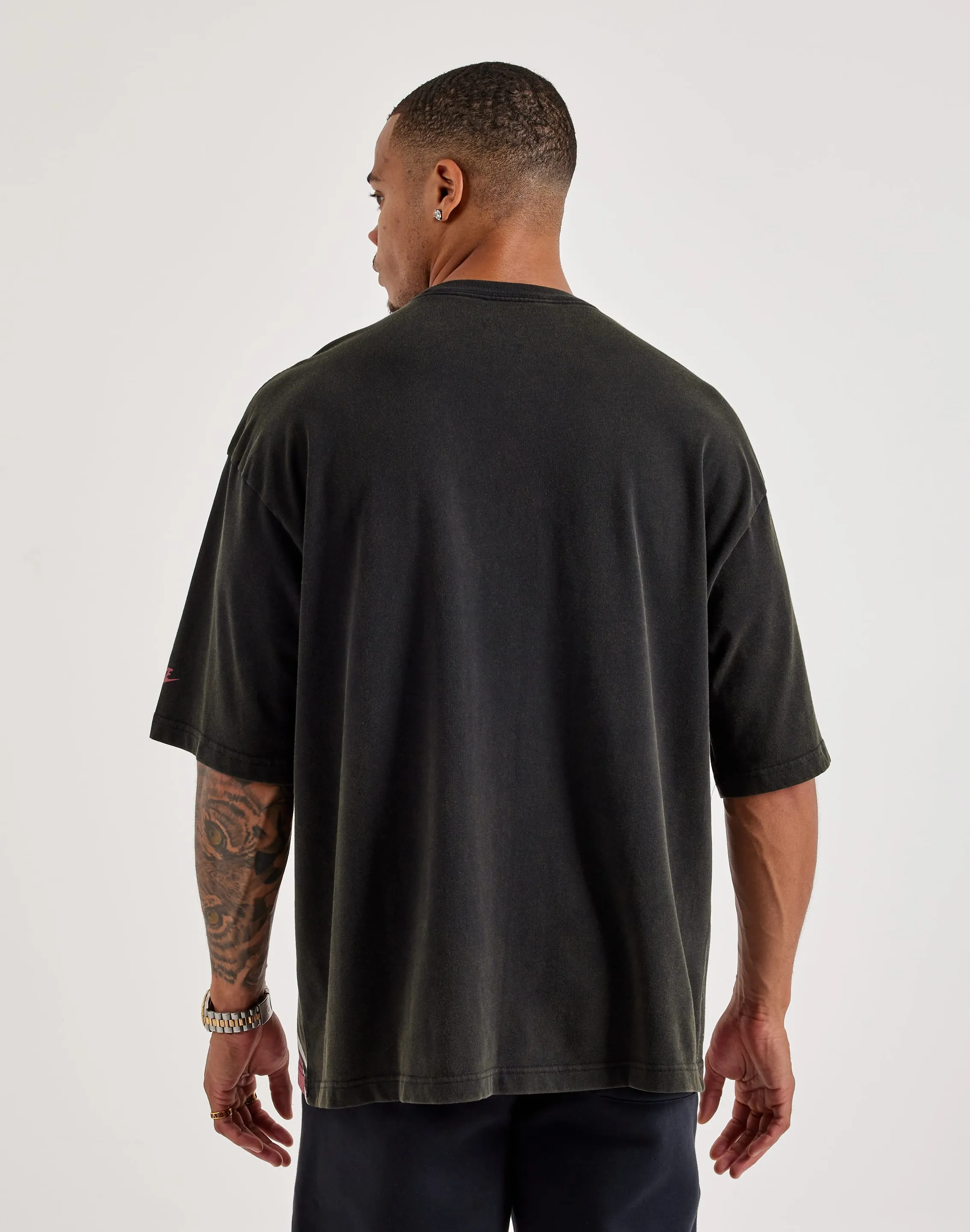 Meeting Ready MeshVentilation Jordan Oversized Reissue Tee