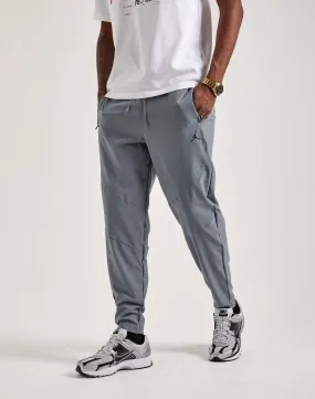 Jordan Sport Dri-FIT Woven Pants Saga Fit Reflective details