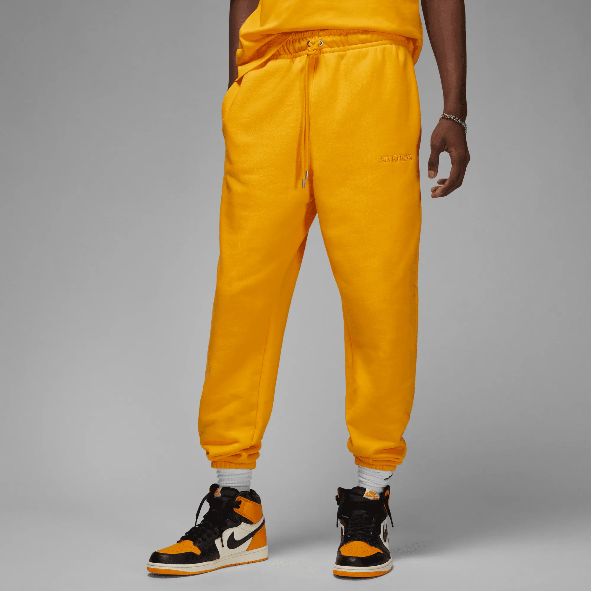 JORDAN WORDMARK MEN`S FLEECE PANTS - GOLD Luxury Mood FlexFitTechnology