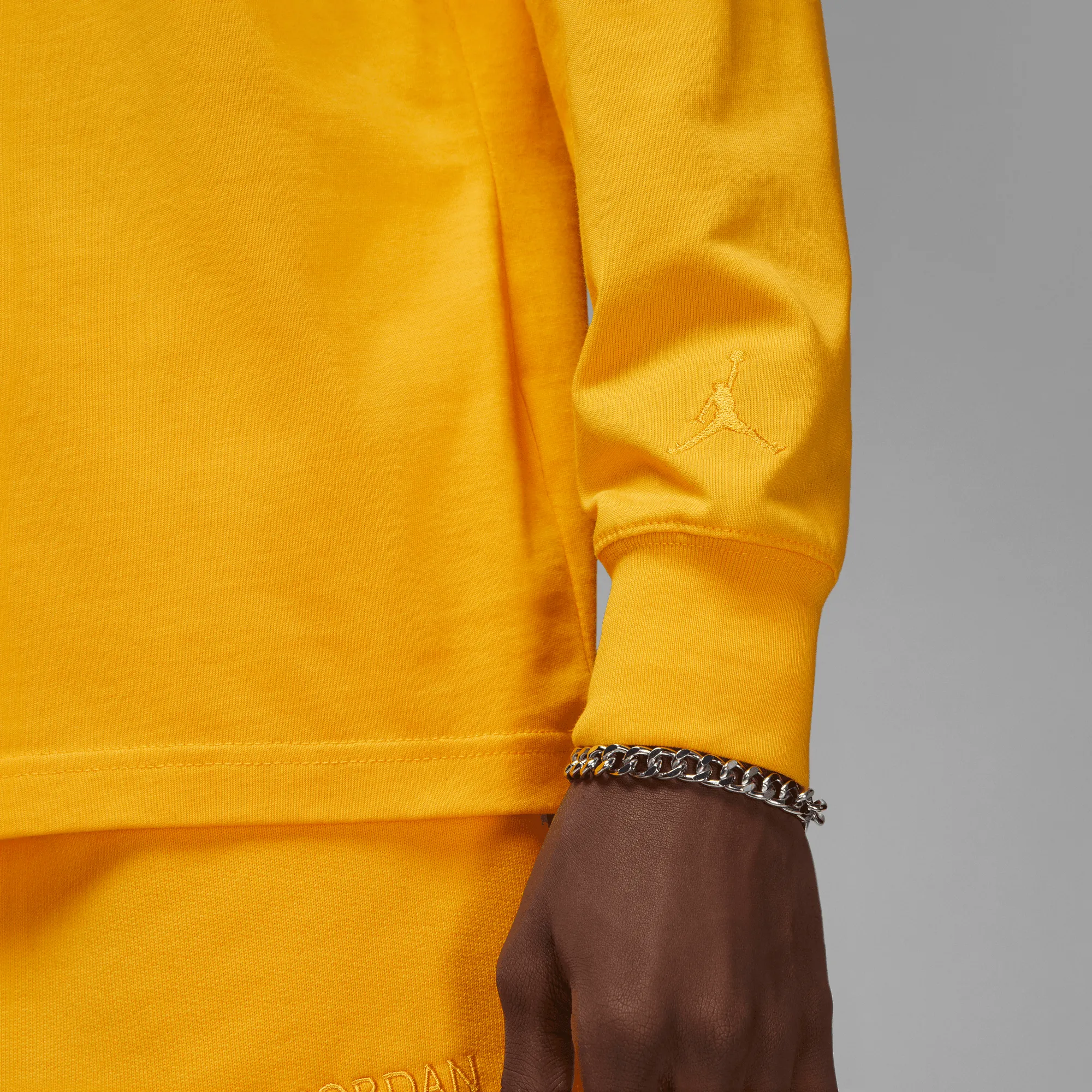 JORDAN WORDMARK MEN`S L/S TEE - GOLD Japan Neat NonIrritating Seams