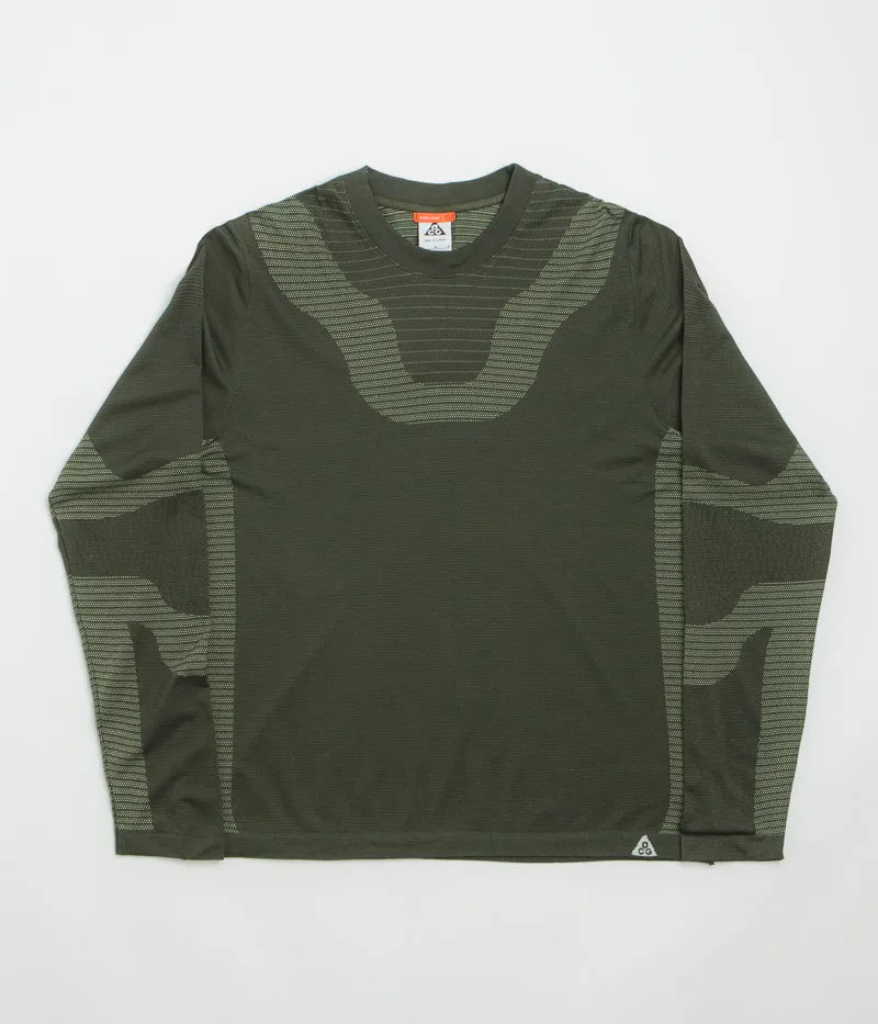 Classic Style bus event Nike ACG Delta River Long Sleeve T-Shirt - Sequoia / Barely Volt