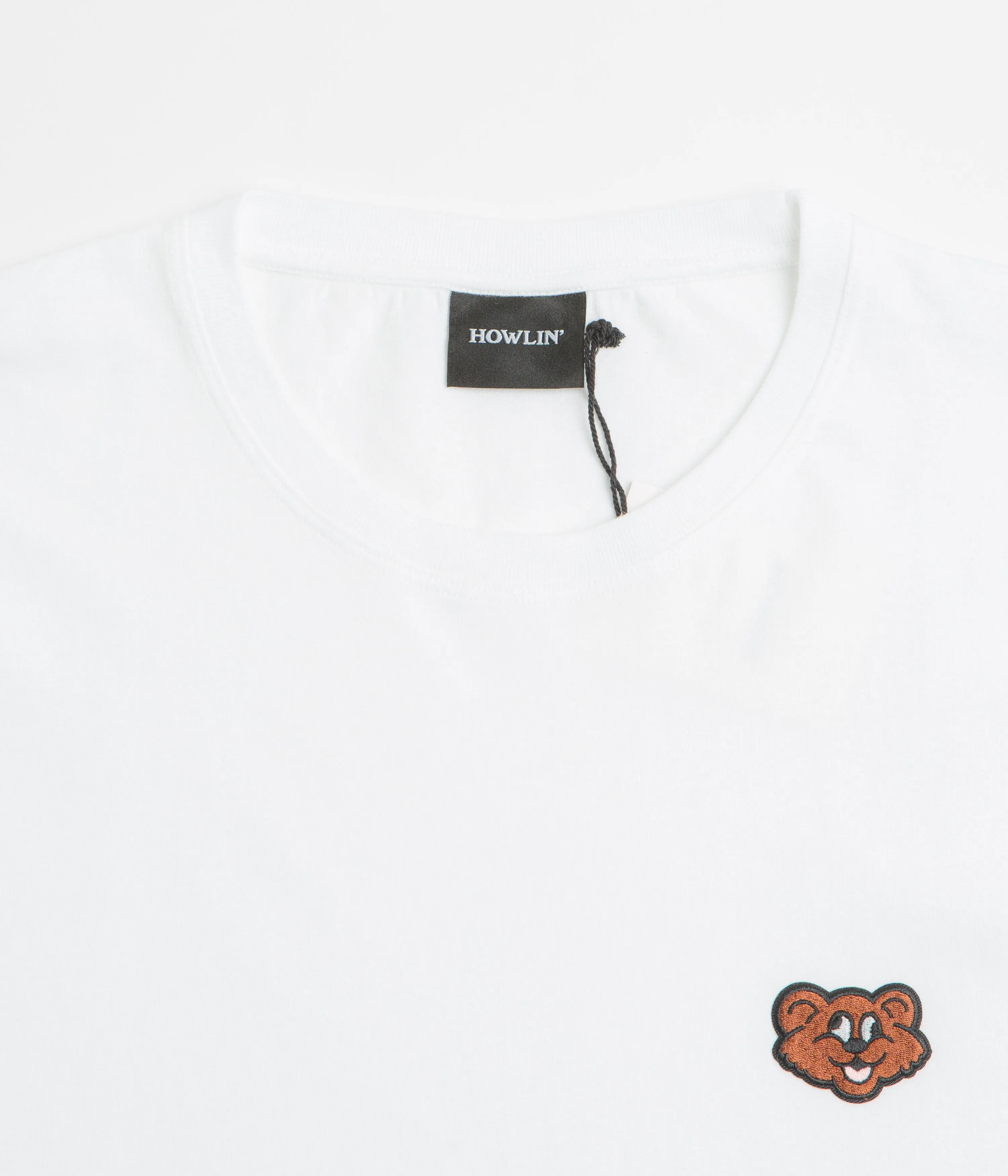 travel clothes Howlin' Shaggy Bear T-Shirt - White