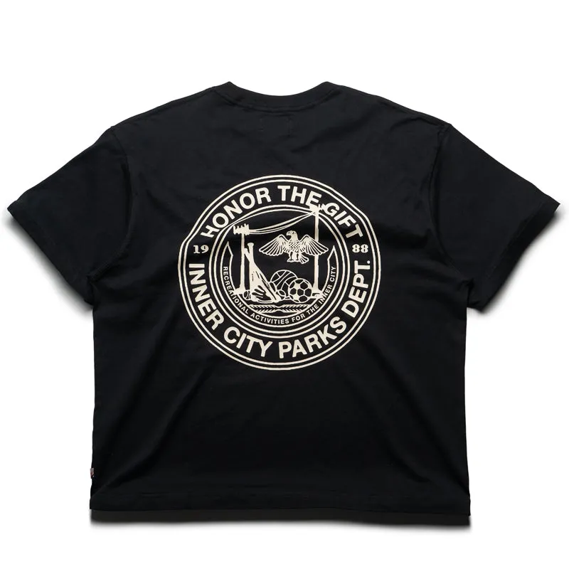 solo travel Trendy Colors Honor The Gift Inner City Parks Tee - Black