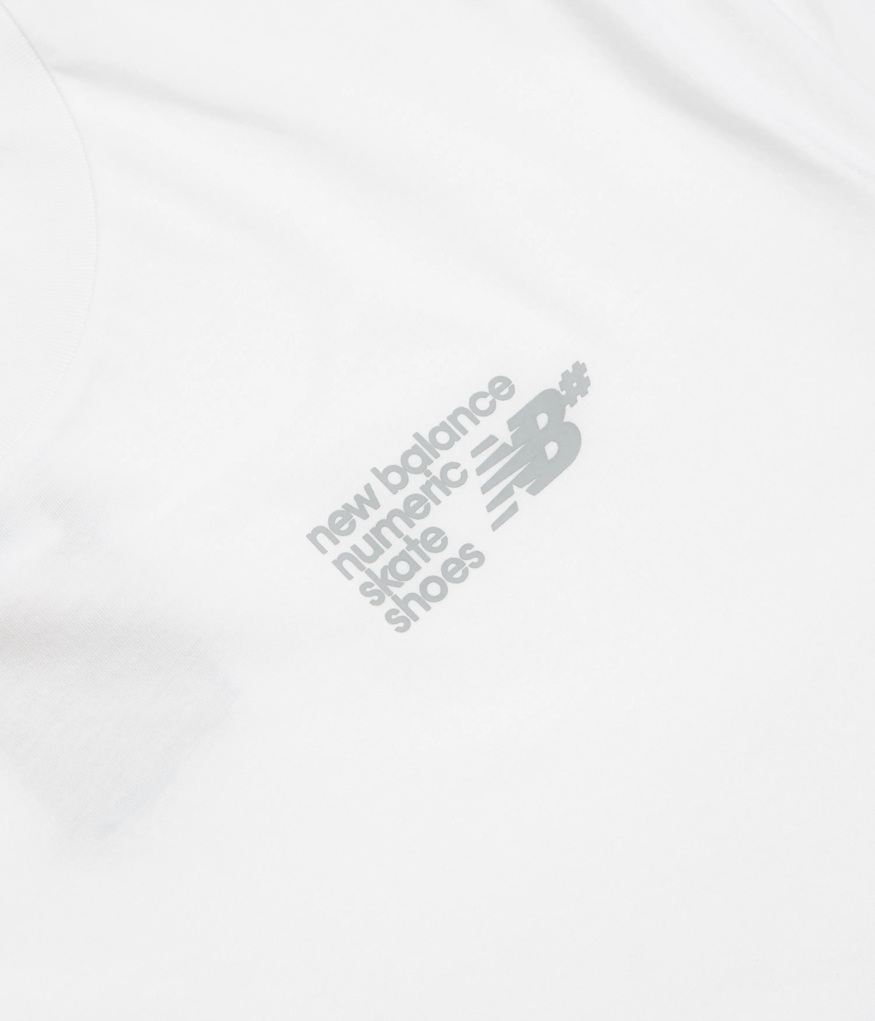 bows New Balance Numeric Small Logo T-Shirt - White