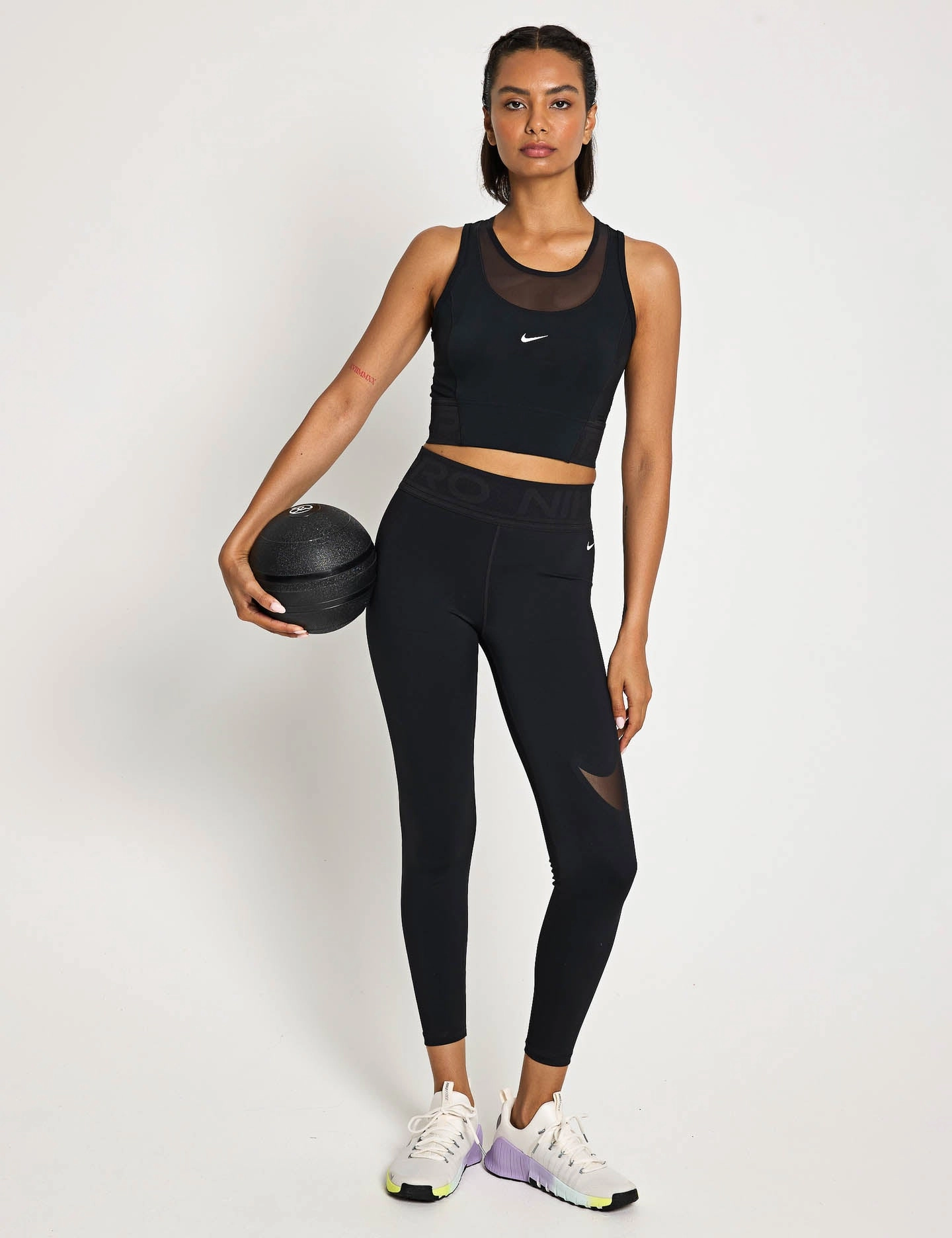 seaborne Stretch Fit Pro Dri-FIT Cropped Tank Top - Black/White