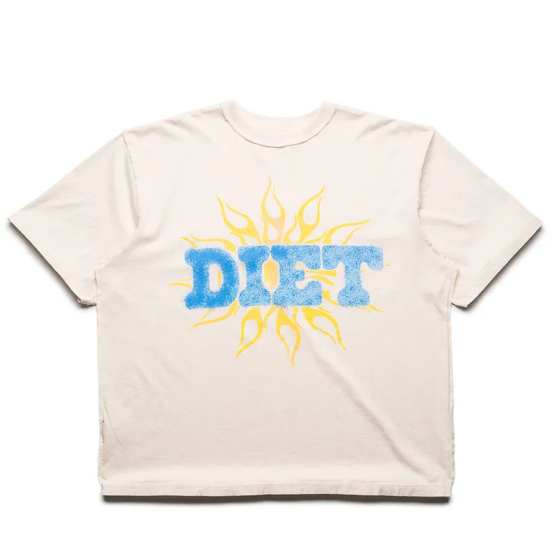 Diet Starts Monday Flame Spray Tee - Cream/Blue birthday solo event