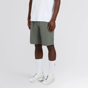 Lightweight Course Shorts Green SeamlessConstruction Zipper pockets