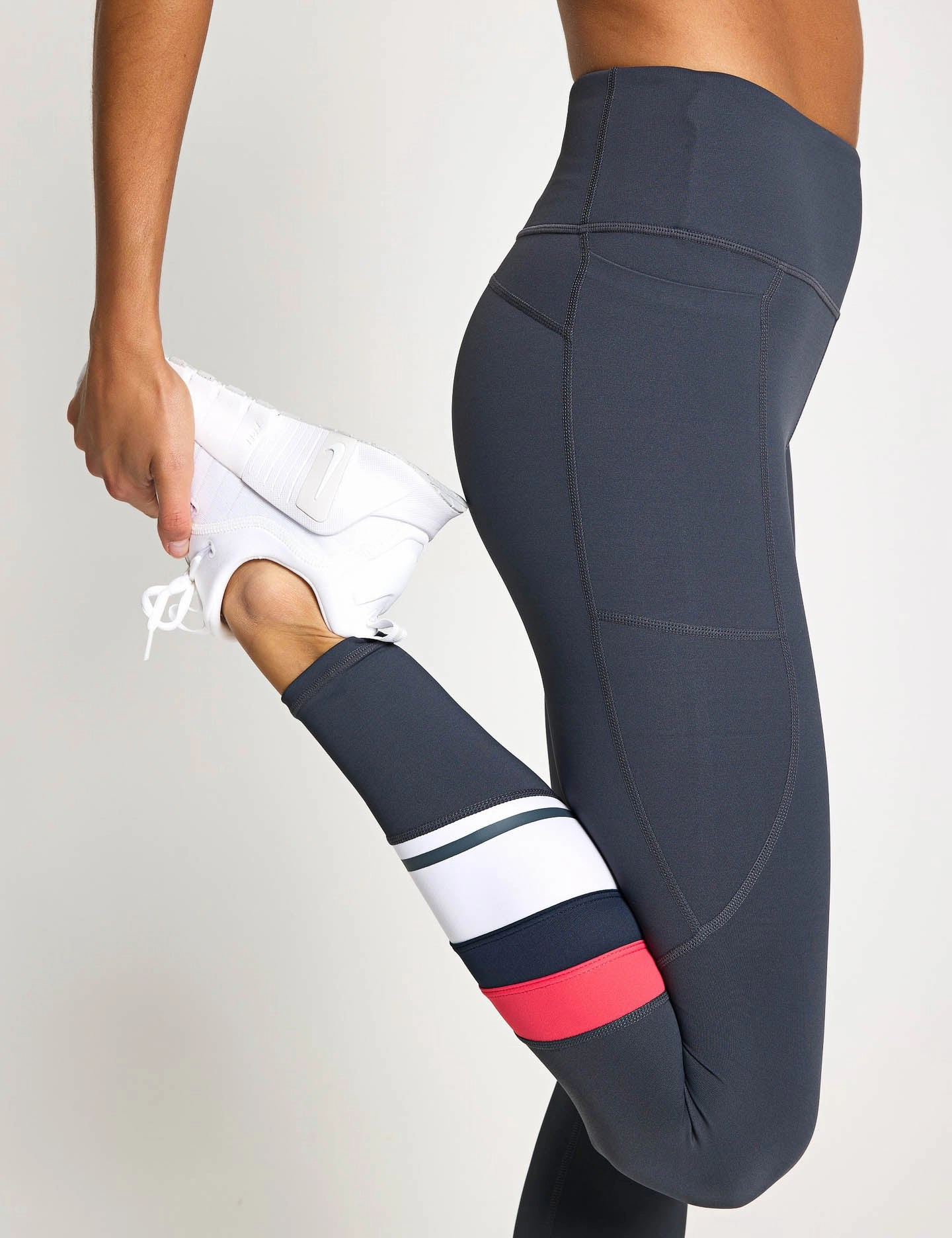 Limitless Legging - Charcoal/Coral Everyday Movement