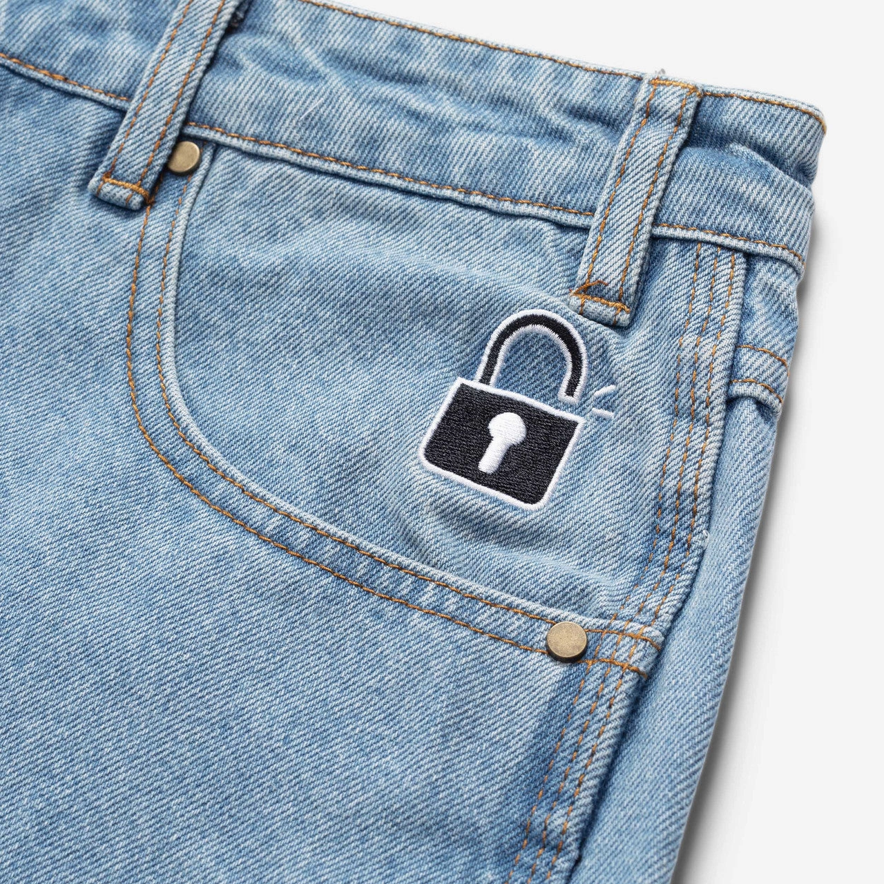 Workout Ready Design fitness enthusiasts Lock Denim Shorts