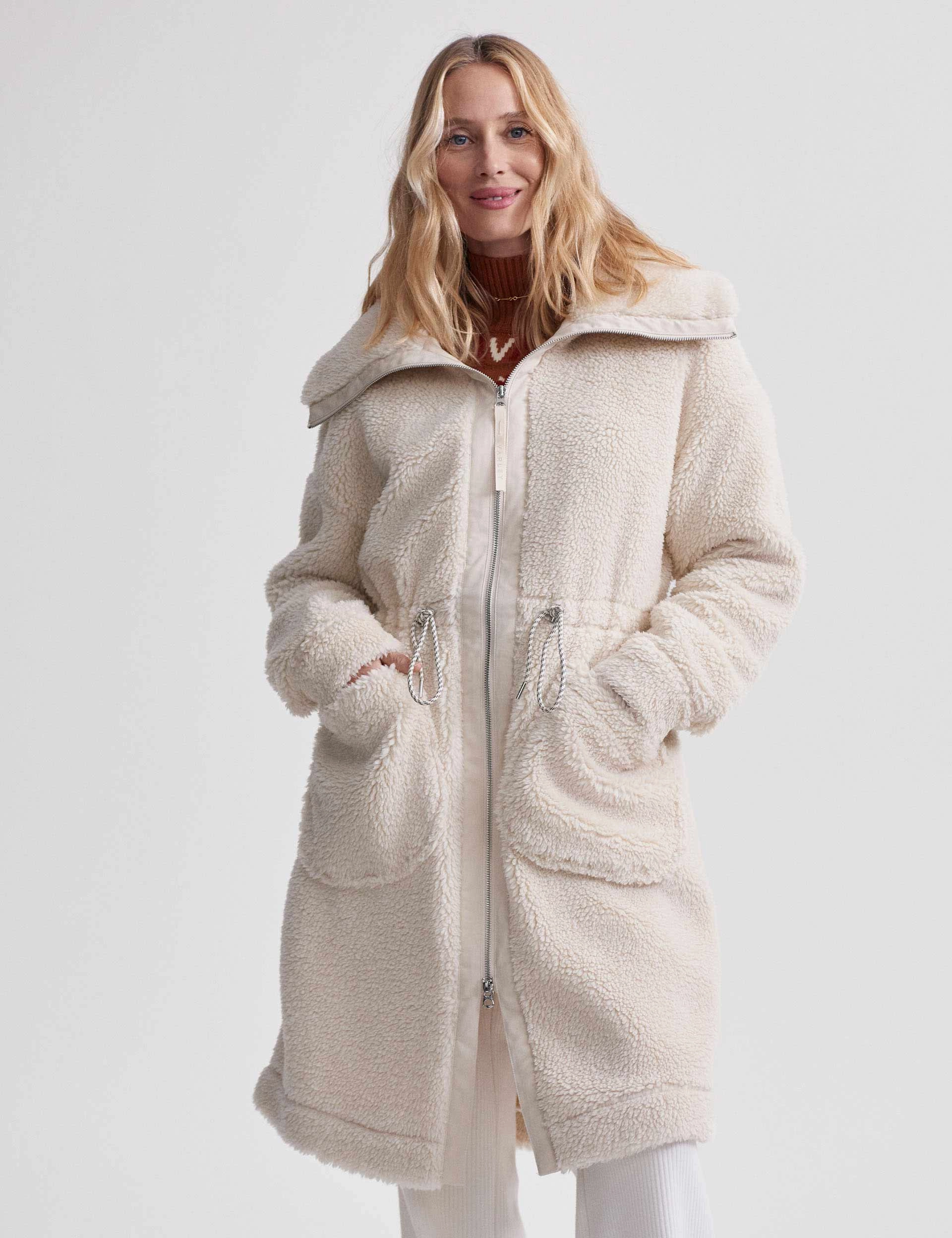 Logan Sherpa Coat - Sandshell Breathable City Style Functional Look