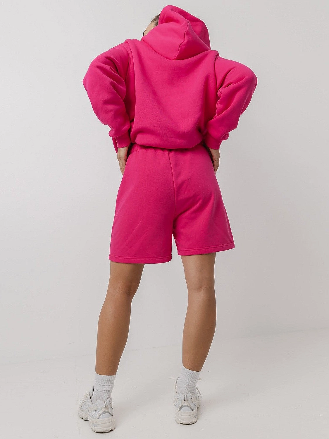 Lounge Short in Raspberry hypoallergenic material