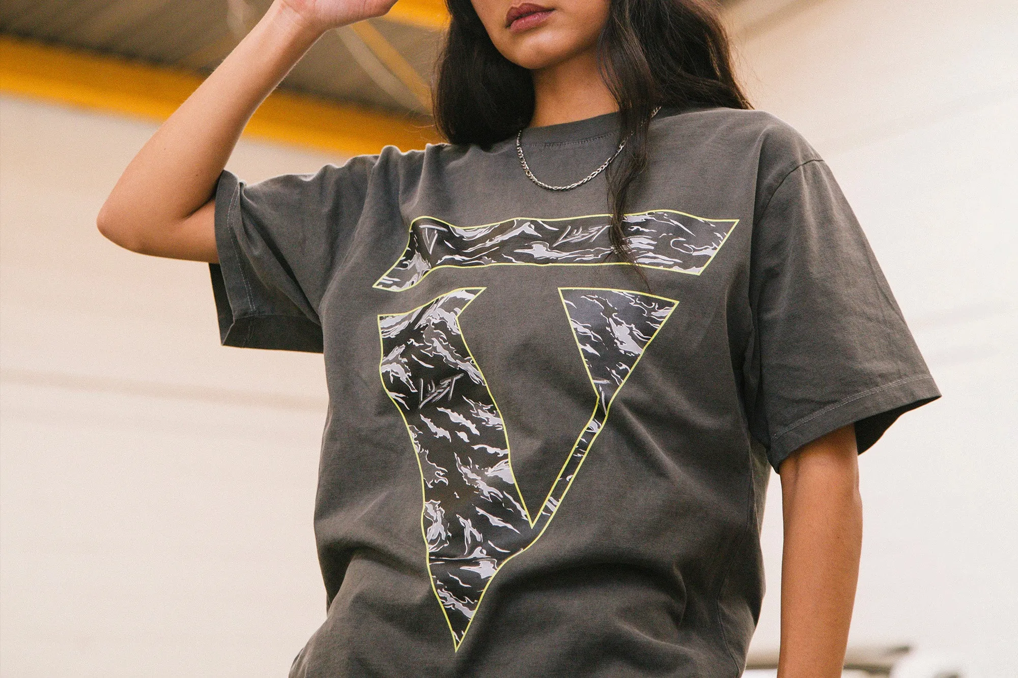 Lust Brand x Berth-Oh V logo Camo Tee ??5000 Racing Team??. RollUpSleeves DurableWeave