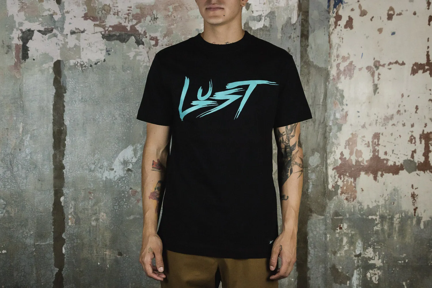 Stretch Fit Top UltraSoft Blend Lust Classic Logo "Turquoise" Tee