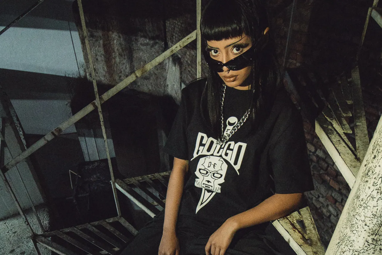 LUST X GOLGO Destro Tee Comfortable Collar Contrast Stitch Detailing