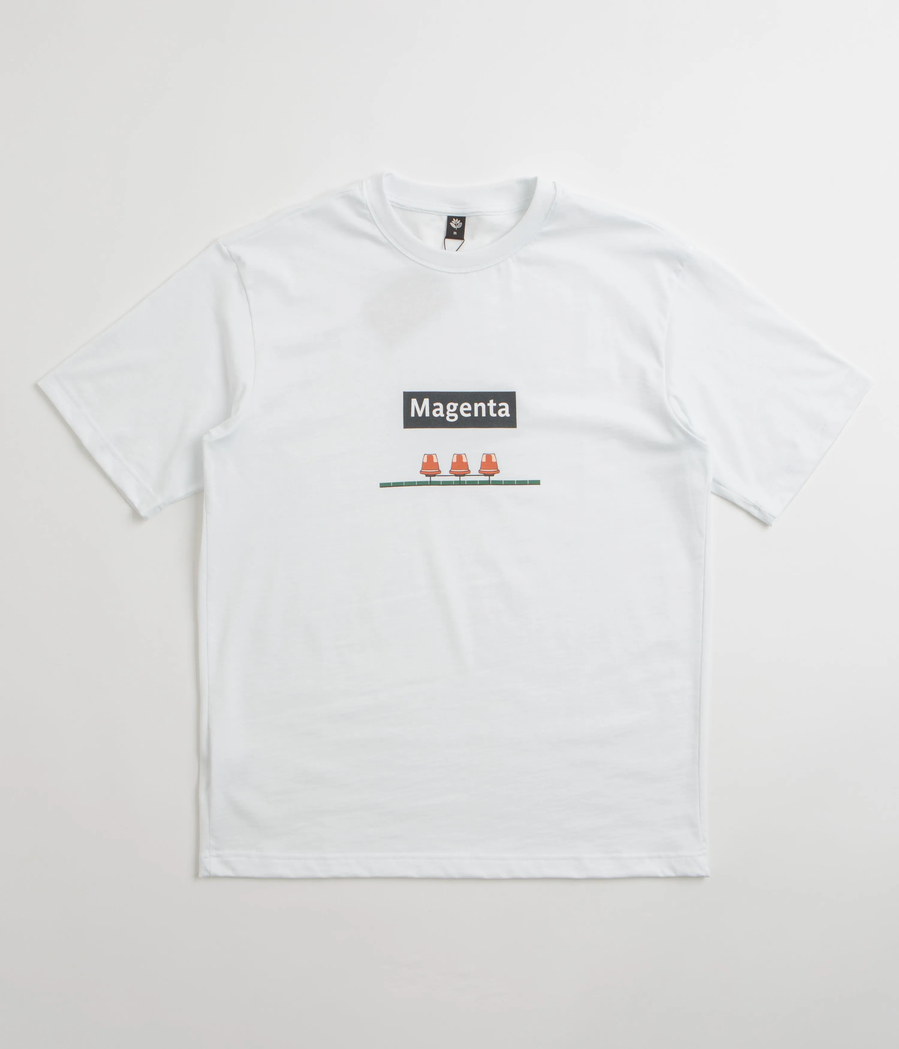 hidden details Trendy Accessories Magenta Station T-Shirt - White