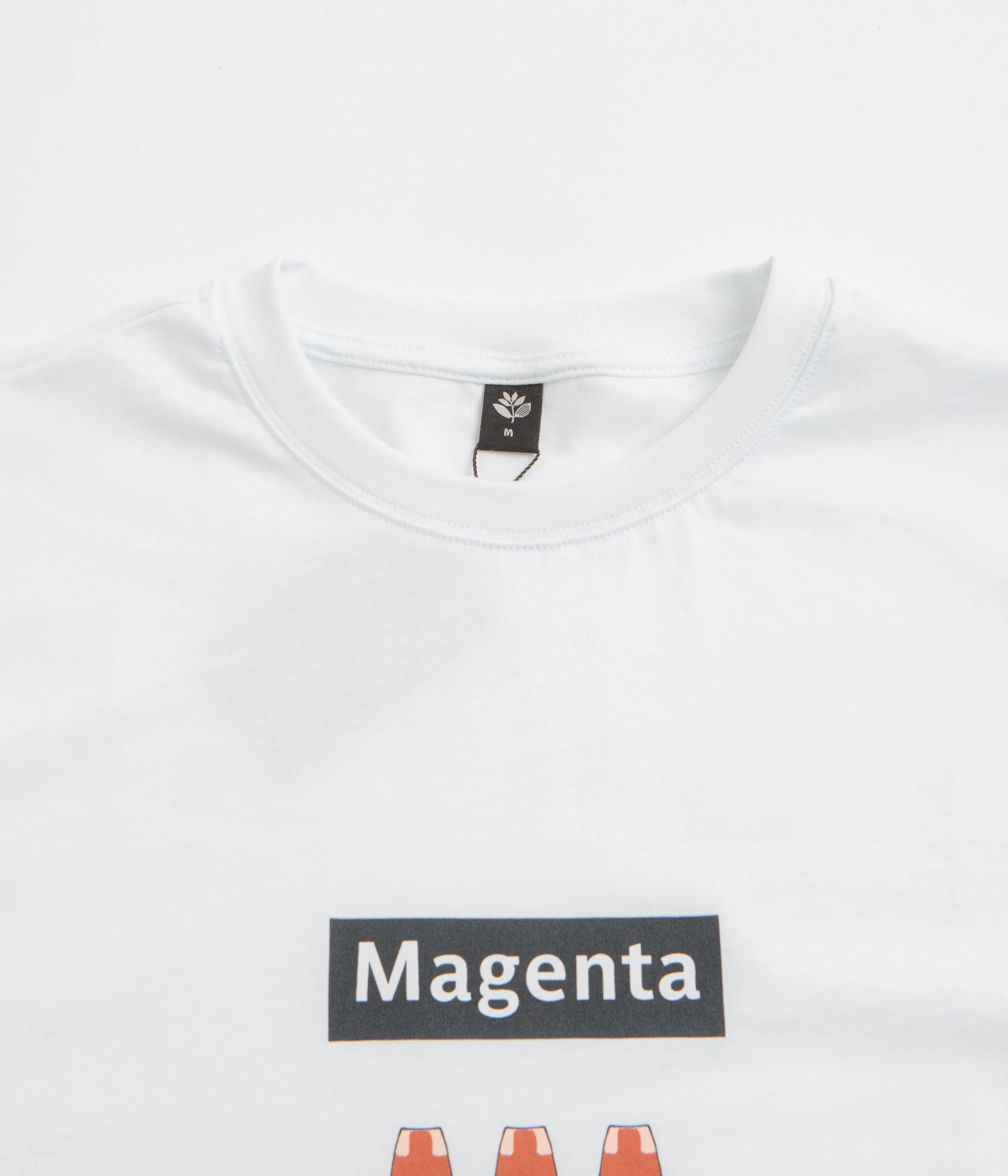 Magenta Station T-Shirt - White sunglasses