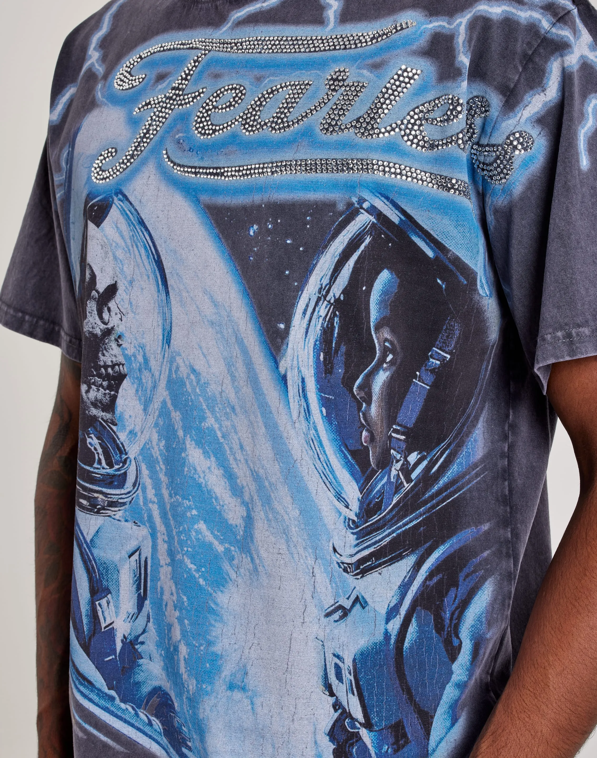 Chic Fit late night Majestik Astronaut Tee