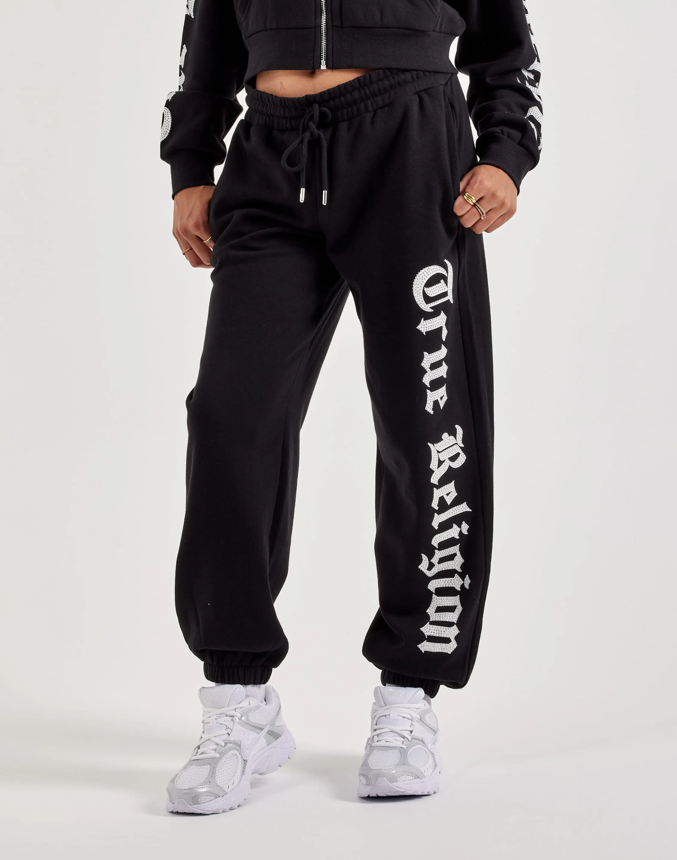 True Religion Crystal Fleece Joggers Lightweight insulation OdorResistant