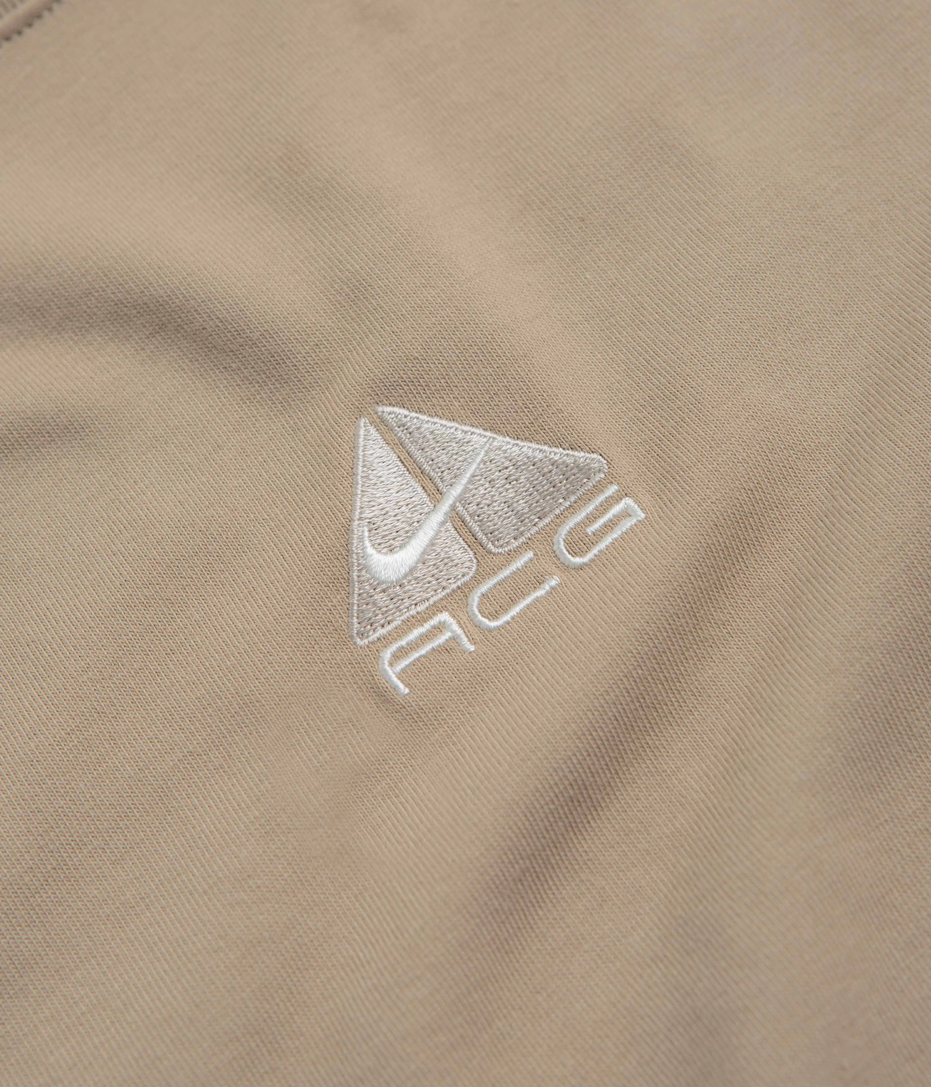 Dancing Nike ACG Lungs T-Shirt - Khaki