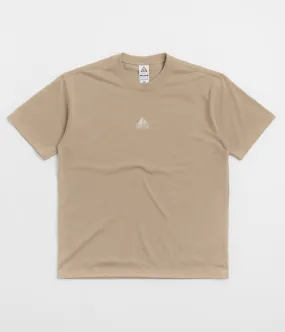 Nike ACG Lungs T-Shirt - Khaki low demand Moisture Wicking Fabric