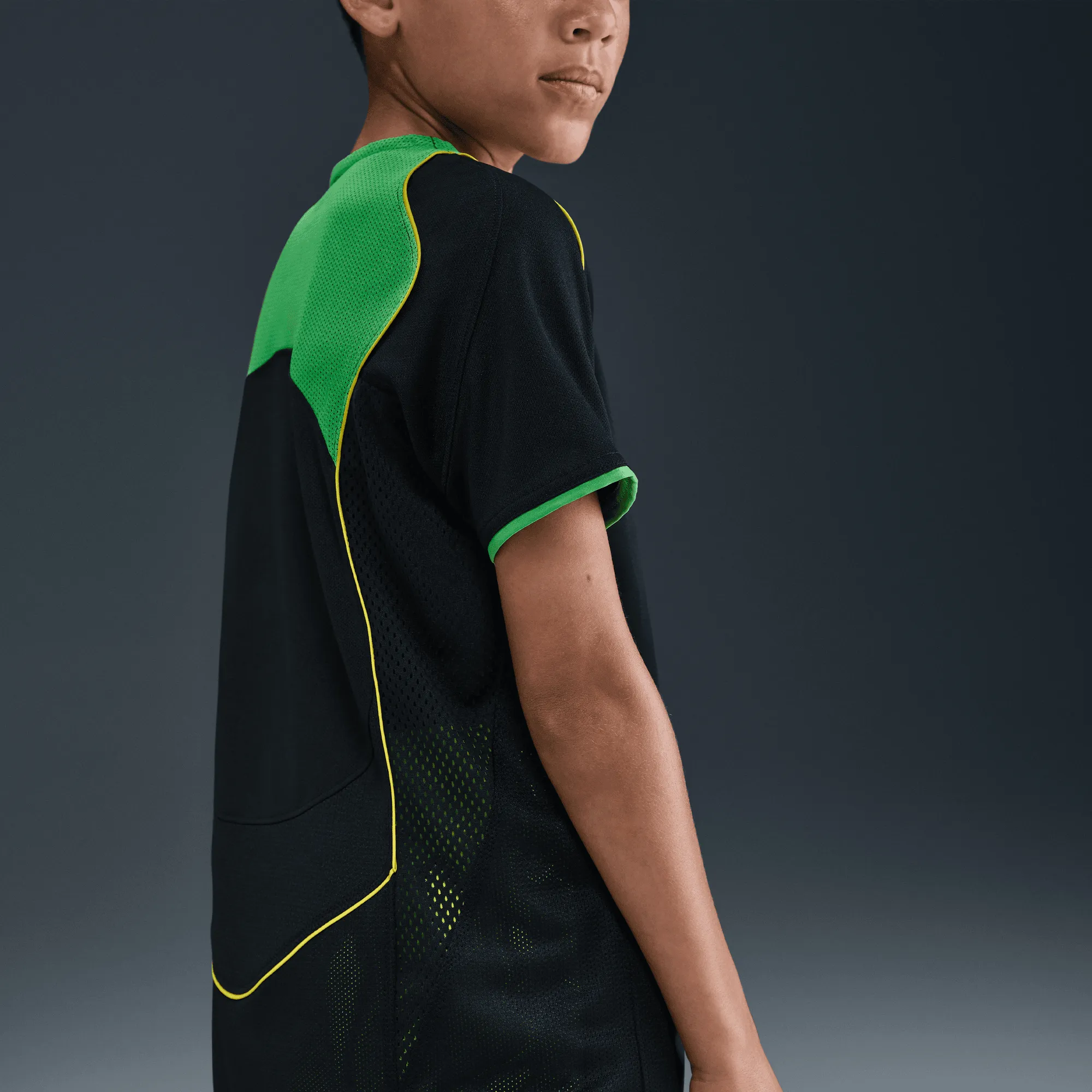 KIDS TOTAL 90 DRI-FIT SOCCER JERSEY - BLACK / GREEN SPARK QuickDrying Material AbrasiveReinforcedZones