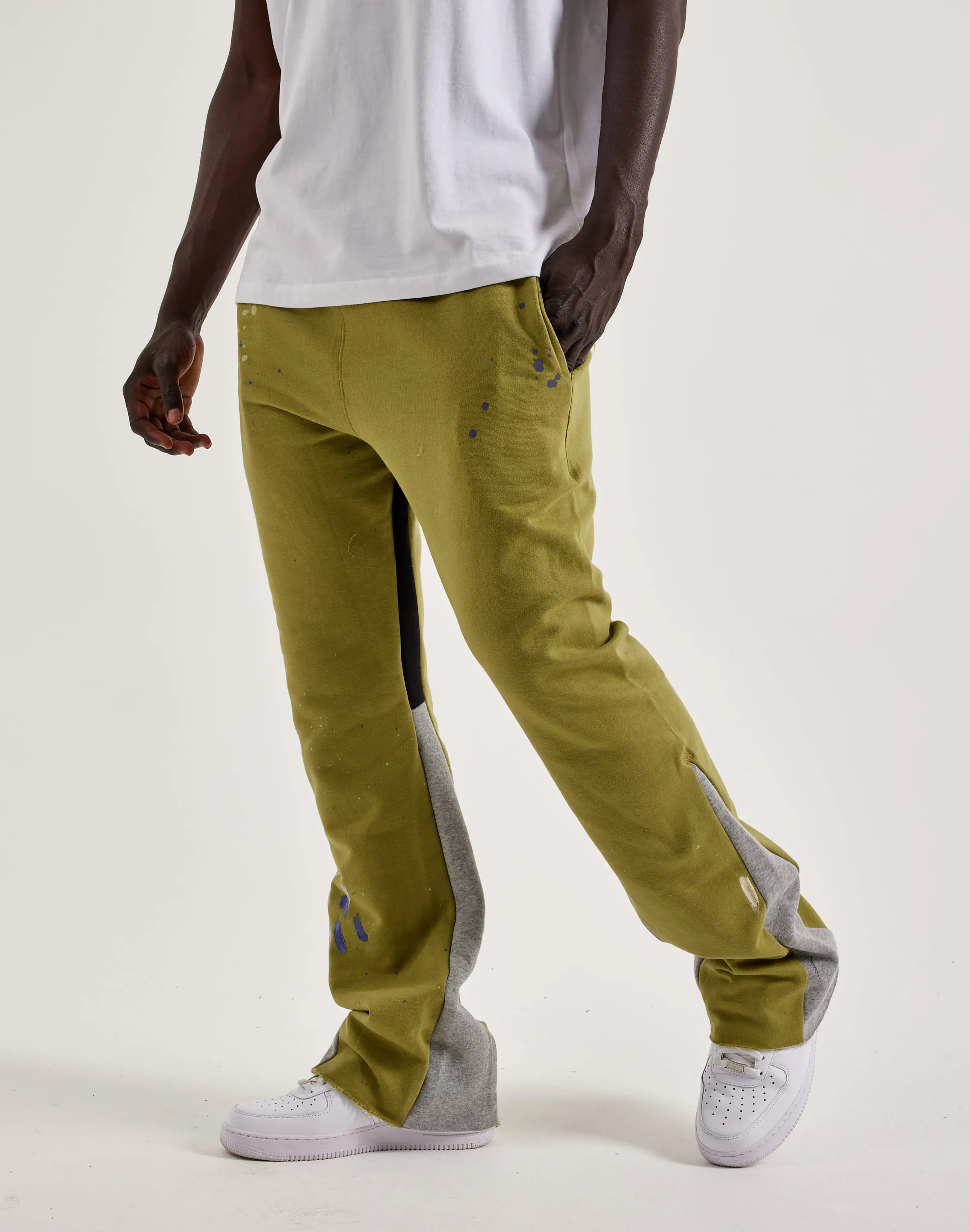 MNML Contrast Bootcut Fleece Sweatpants Pure Tone