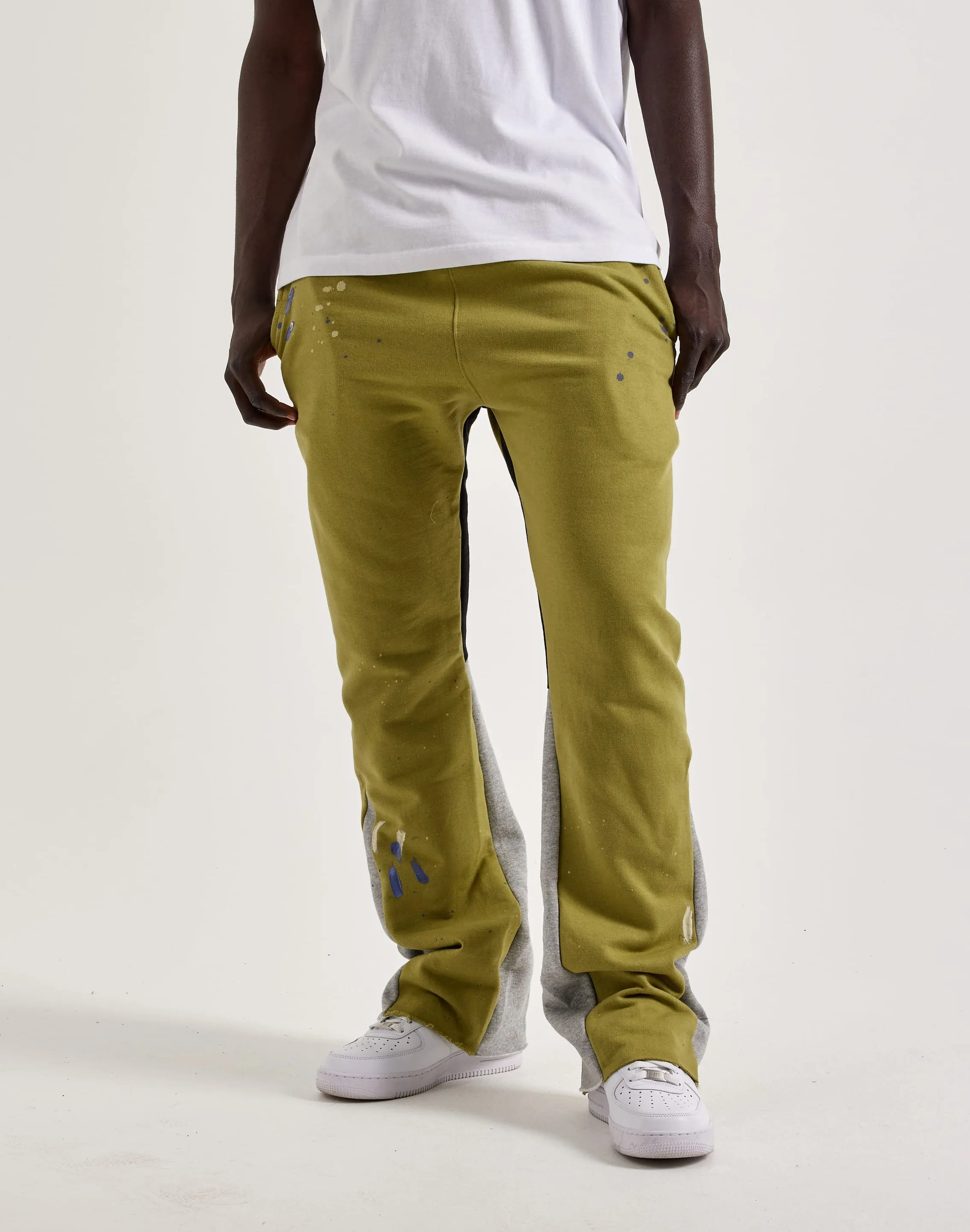 MNML Contrast Bootcut Fleece Sweatpants StaticFree Material