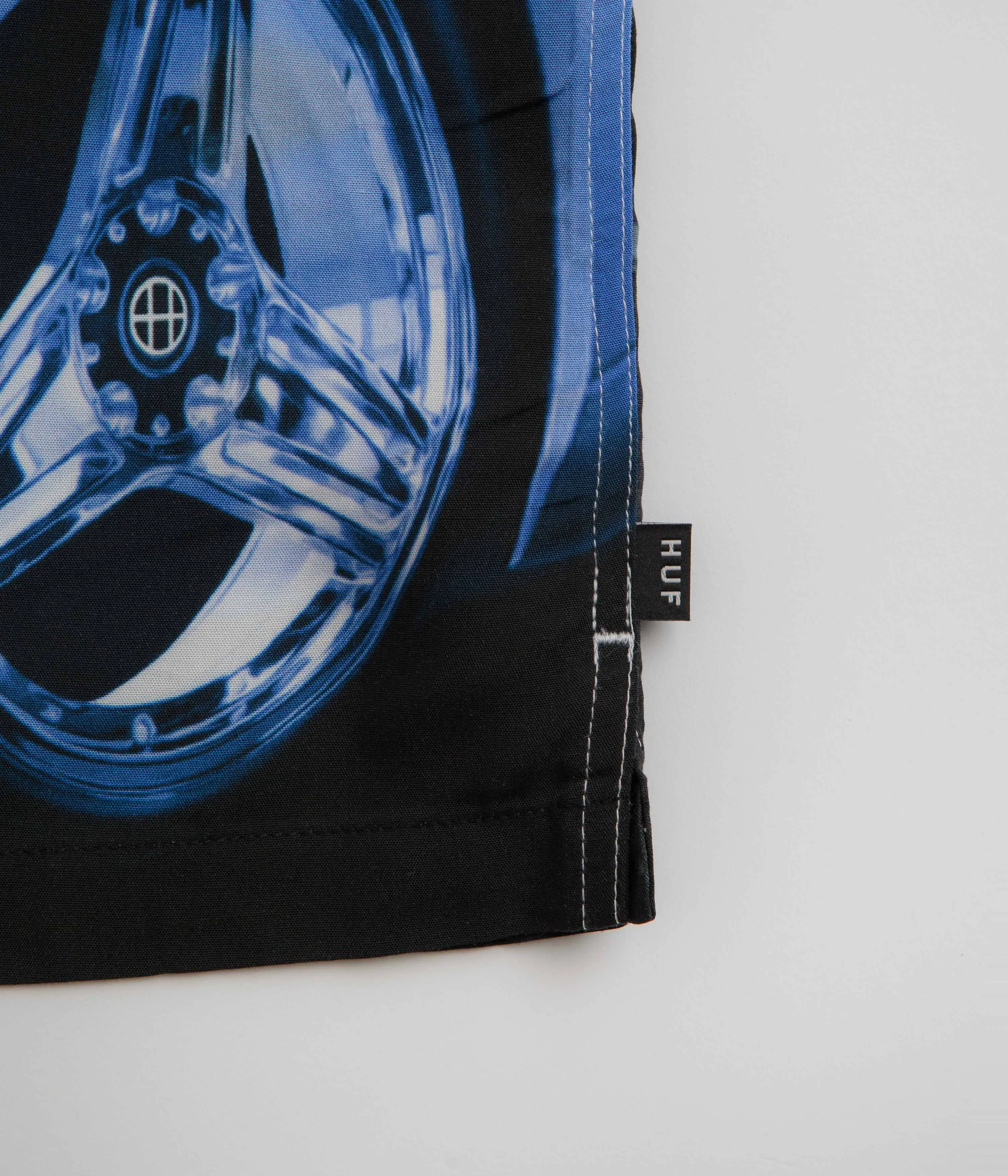 HUF Trophy Resort Short Sleeve Shirt - Multi Mountain Escape