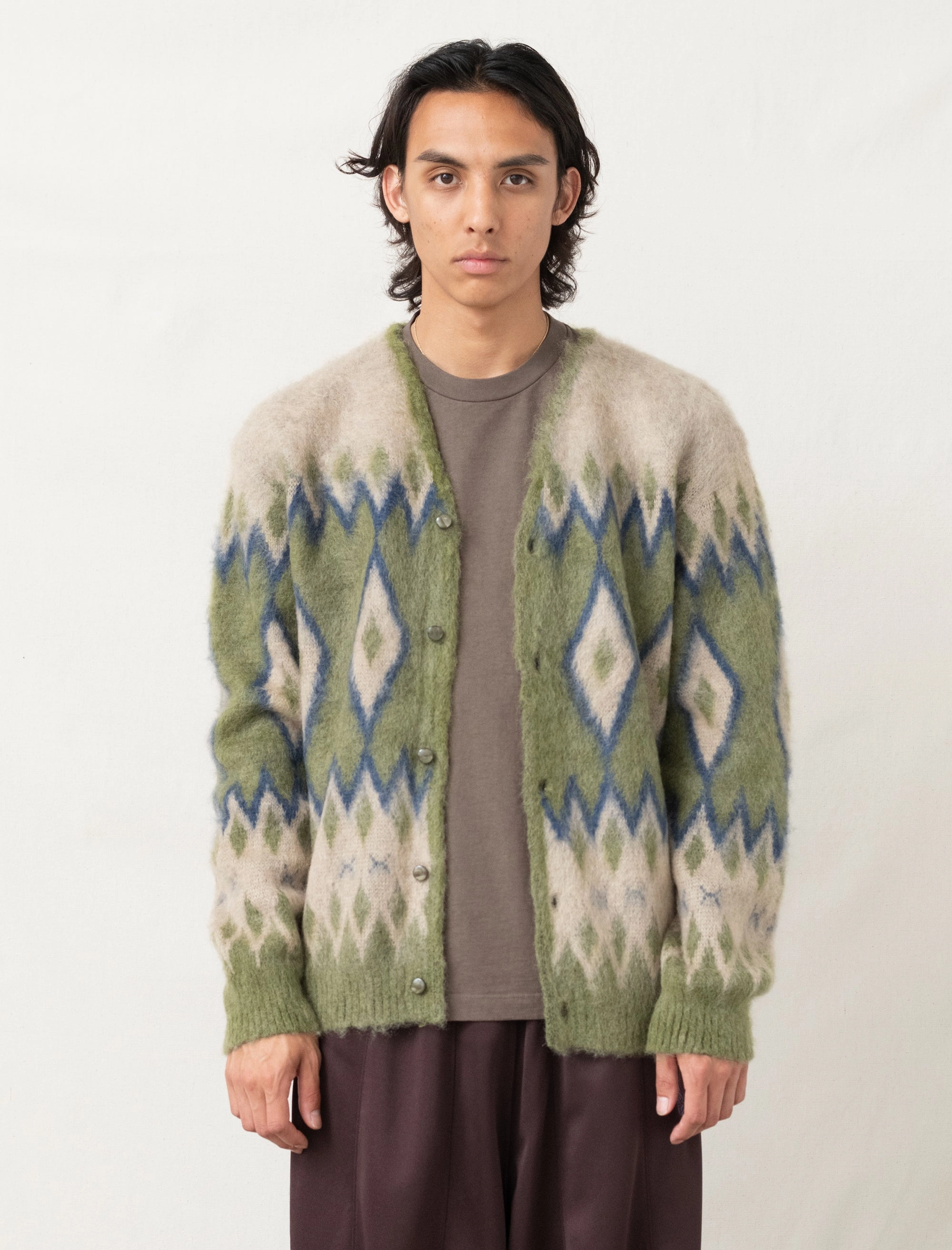 Subtle Texture Seamless Design Mohair Diamond Cardigan (Olive)
