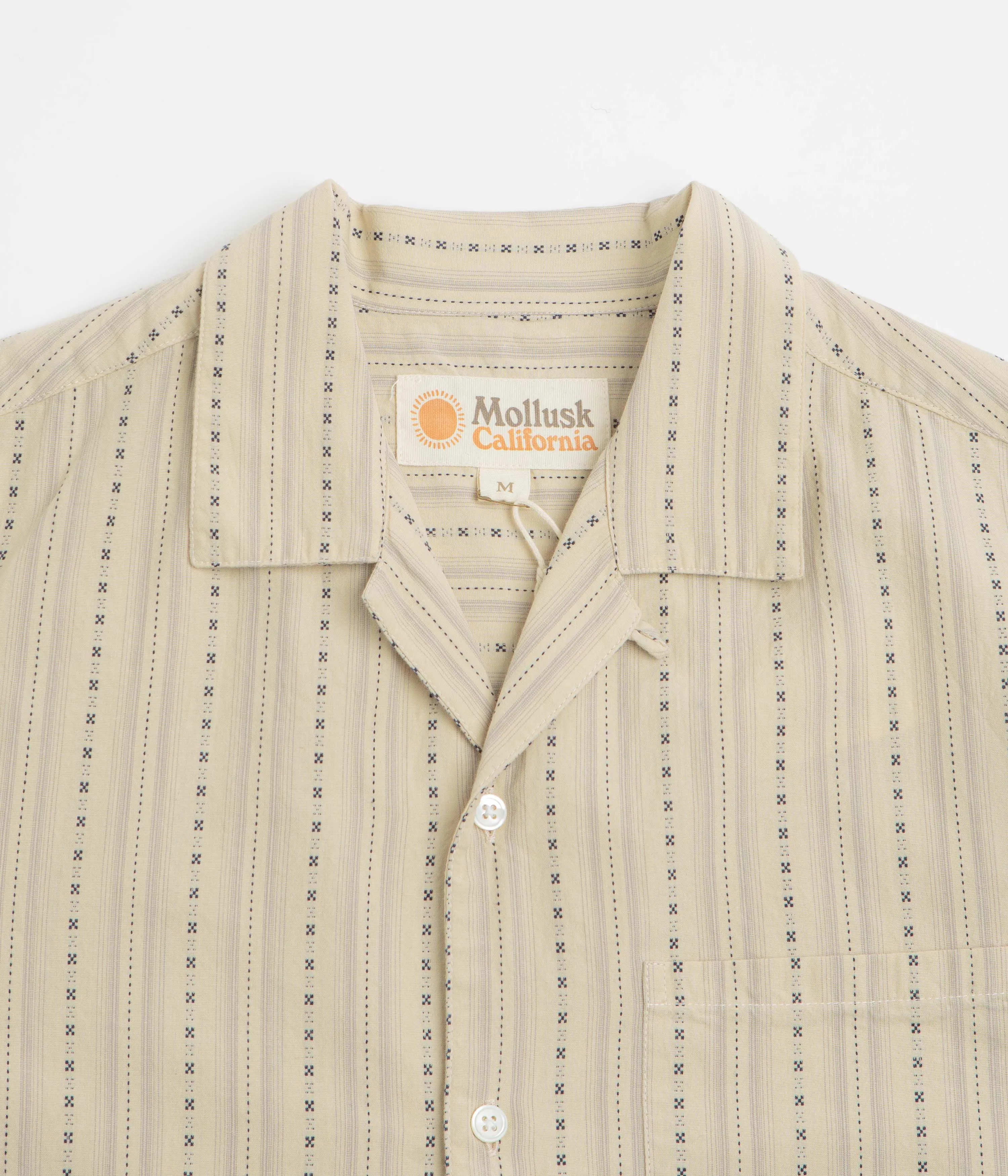 Reinforced Buttonholes Mountain Retreat Mollusk Cosmo Shirt - Natural Dobby
